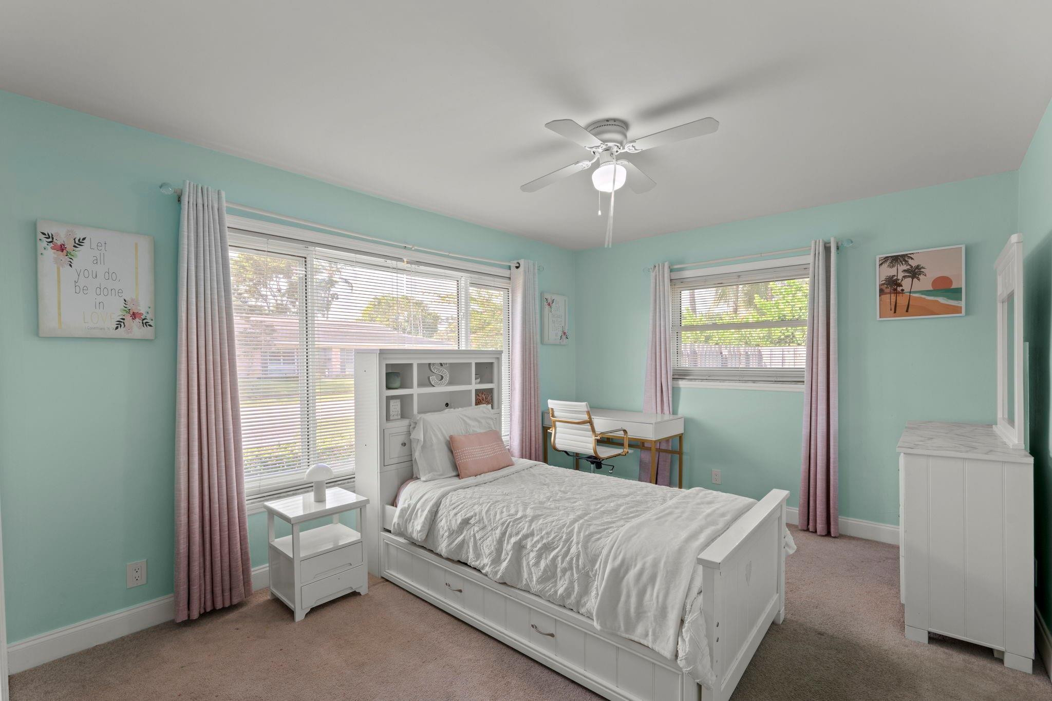 640 SW 74th Ter