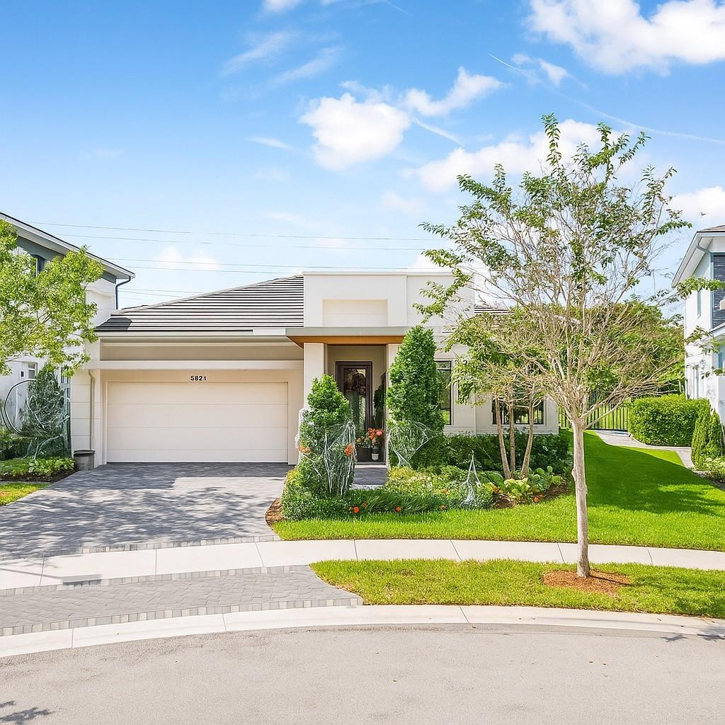 10921 Passage Way, Parkland