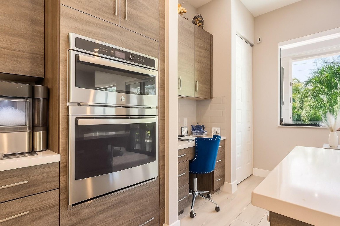 10921 Passage Way, Parkland