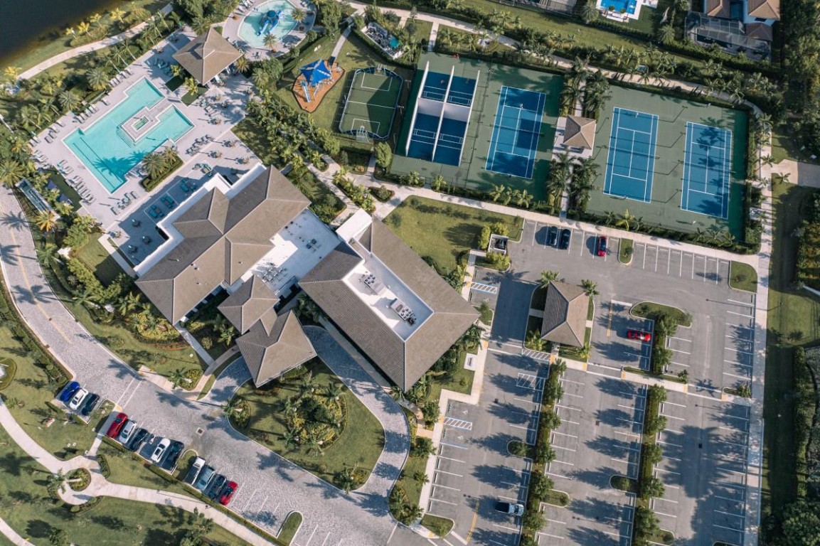 10921 Passage Way, Parkland