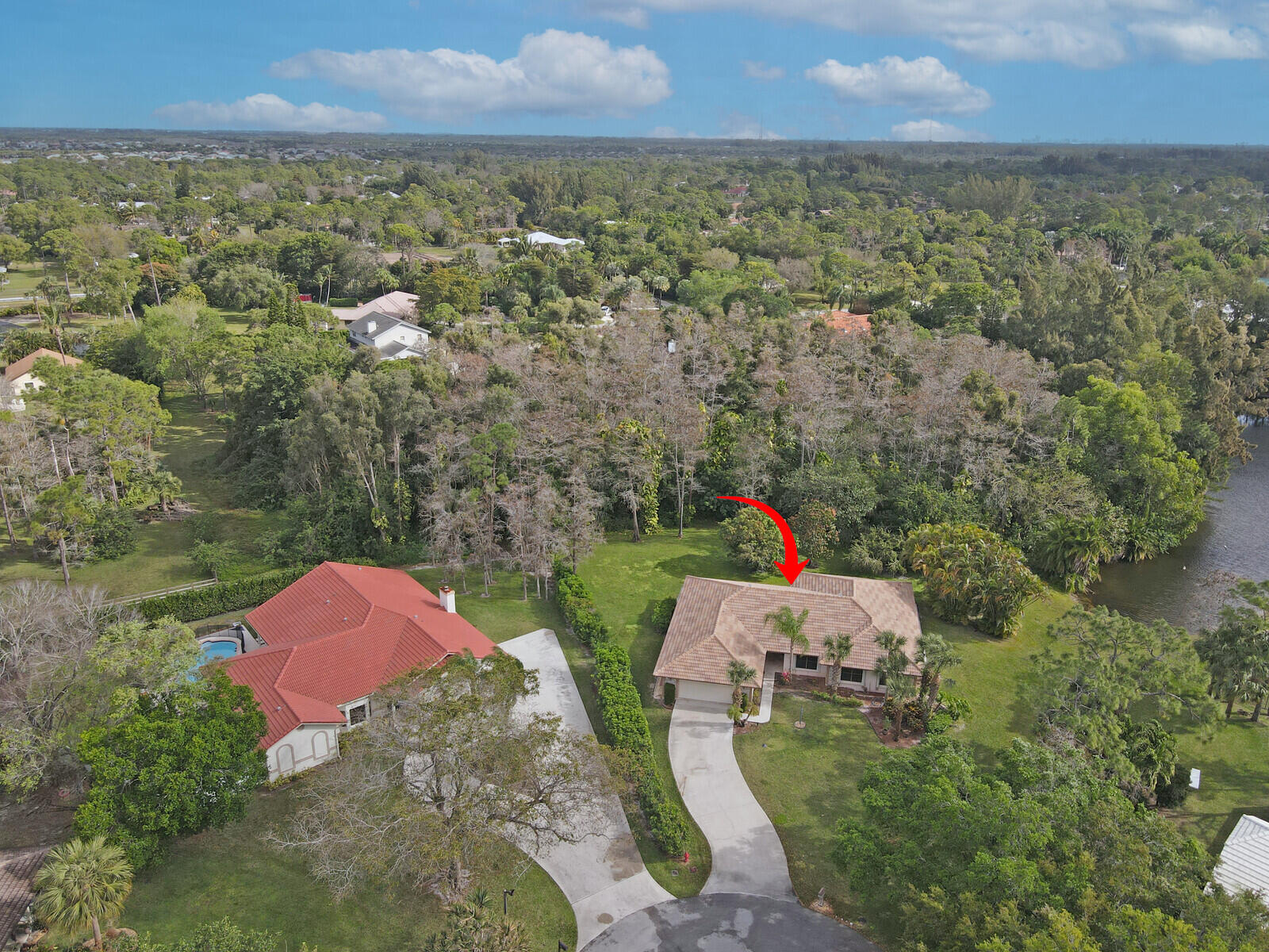 3760 Moss Pointe Circle