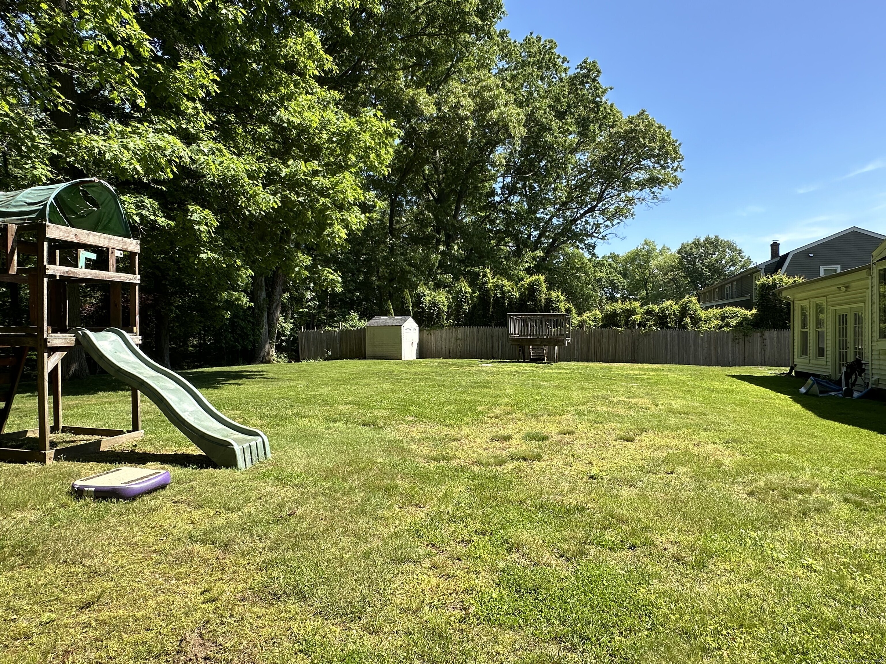 39 Mohawk Drive