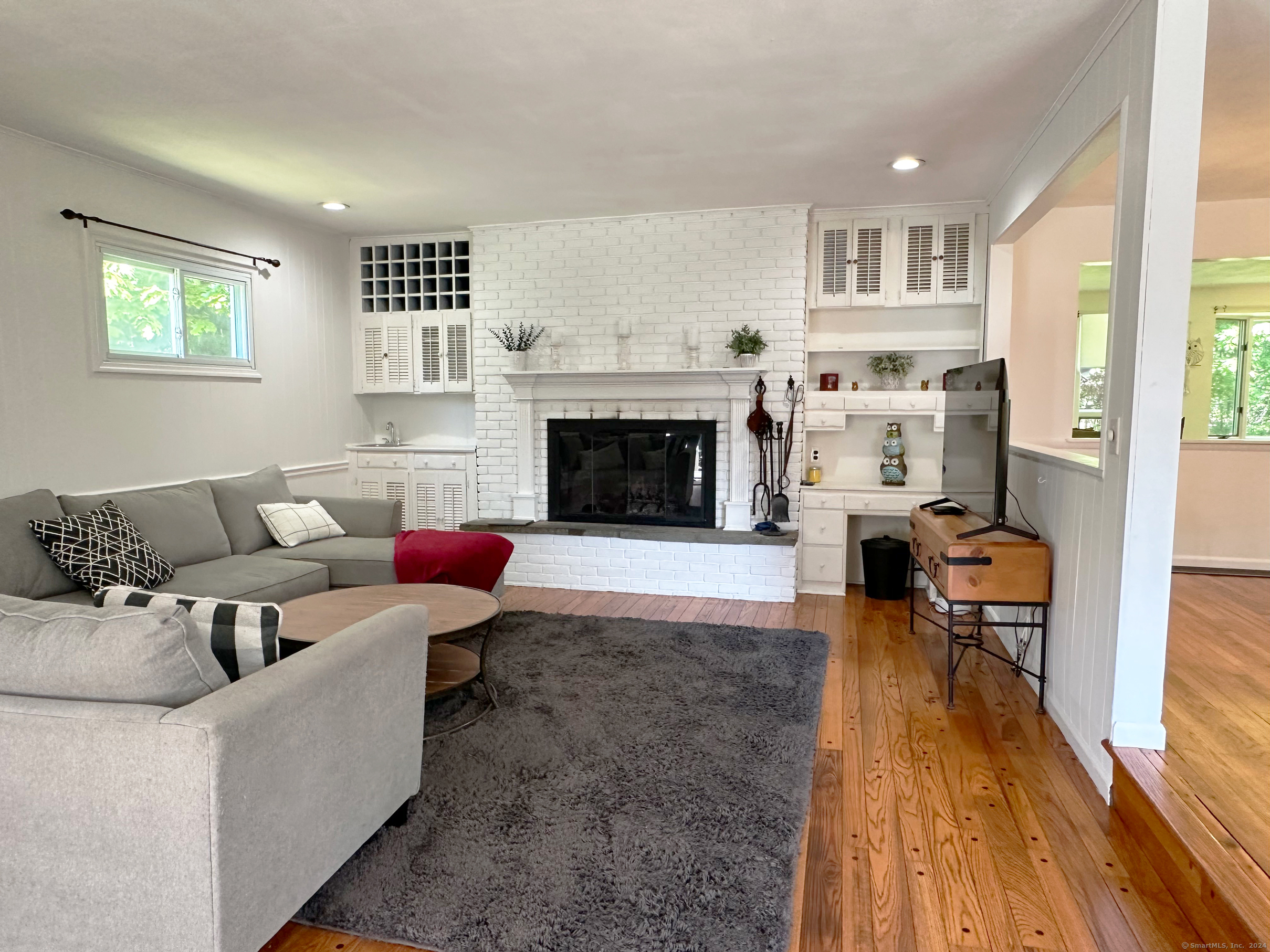39 Mohawk Drive