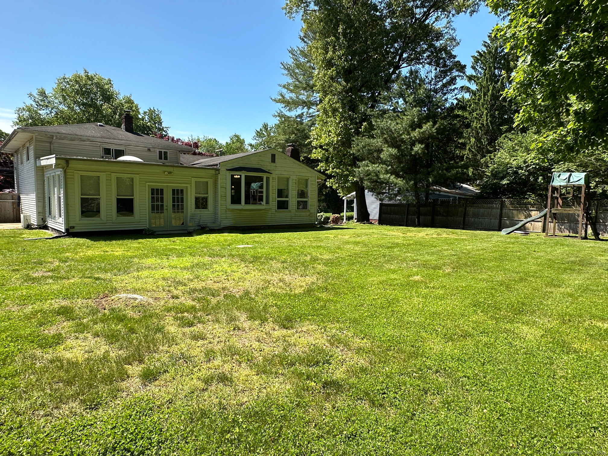 39 Mohawk Drive
