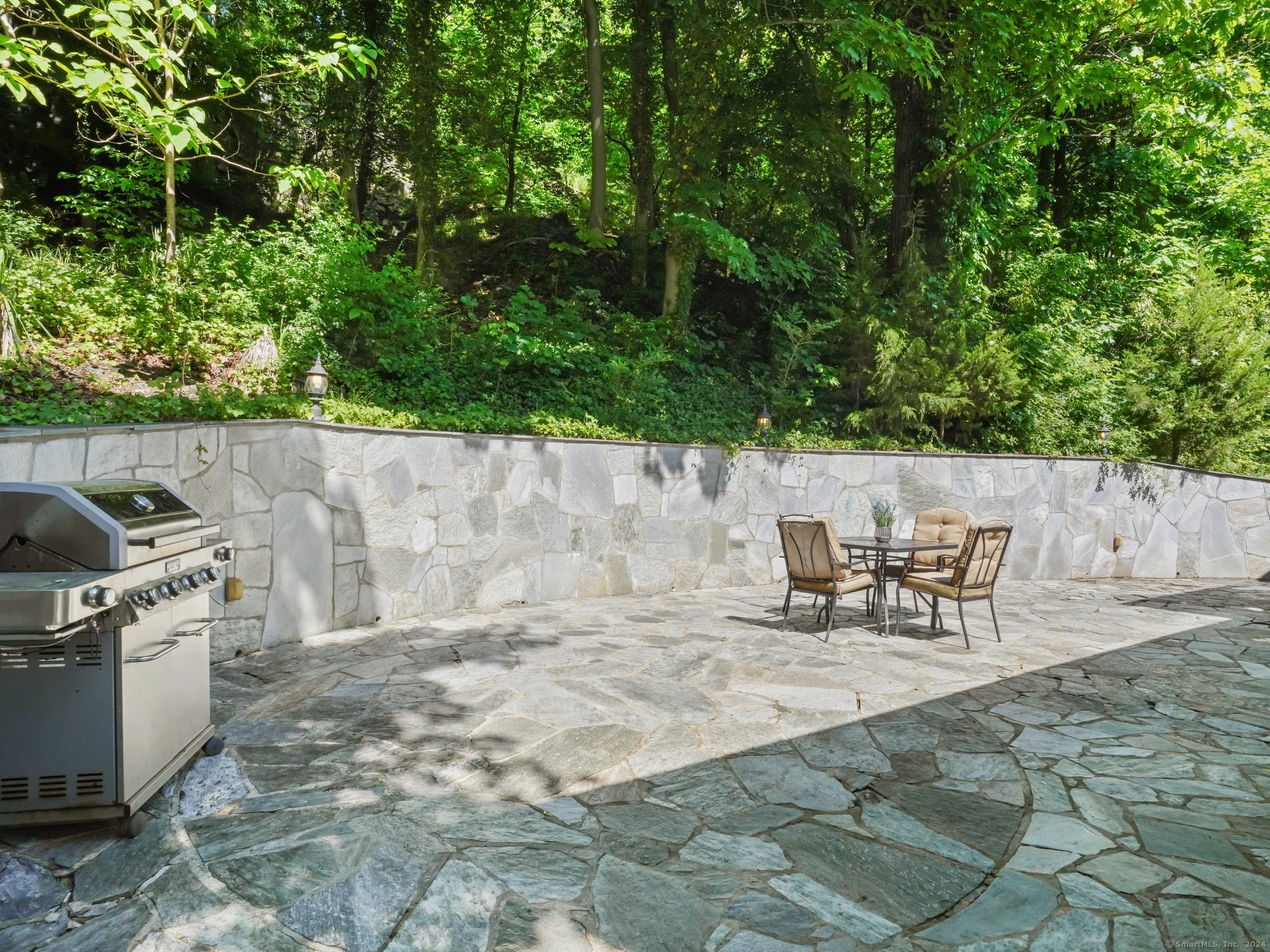 59 East Rocks Road