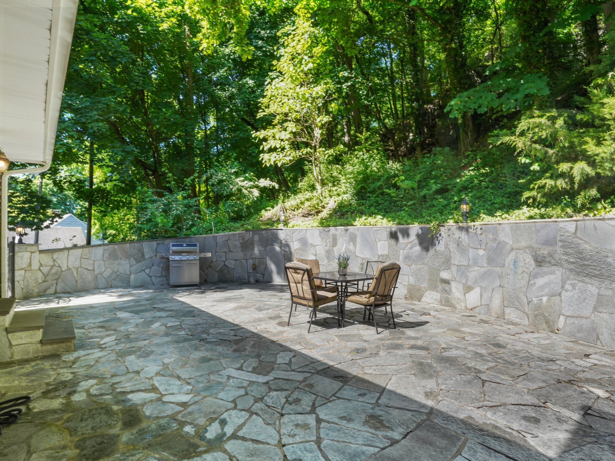 59 East Rocks Road