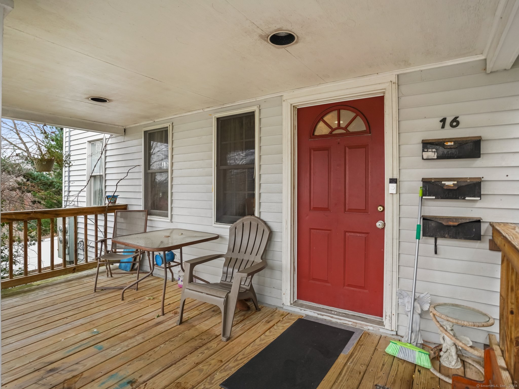16 Hill Street  Norwalk