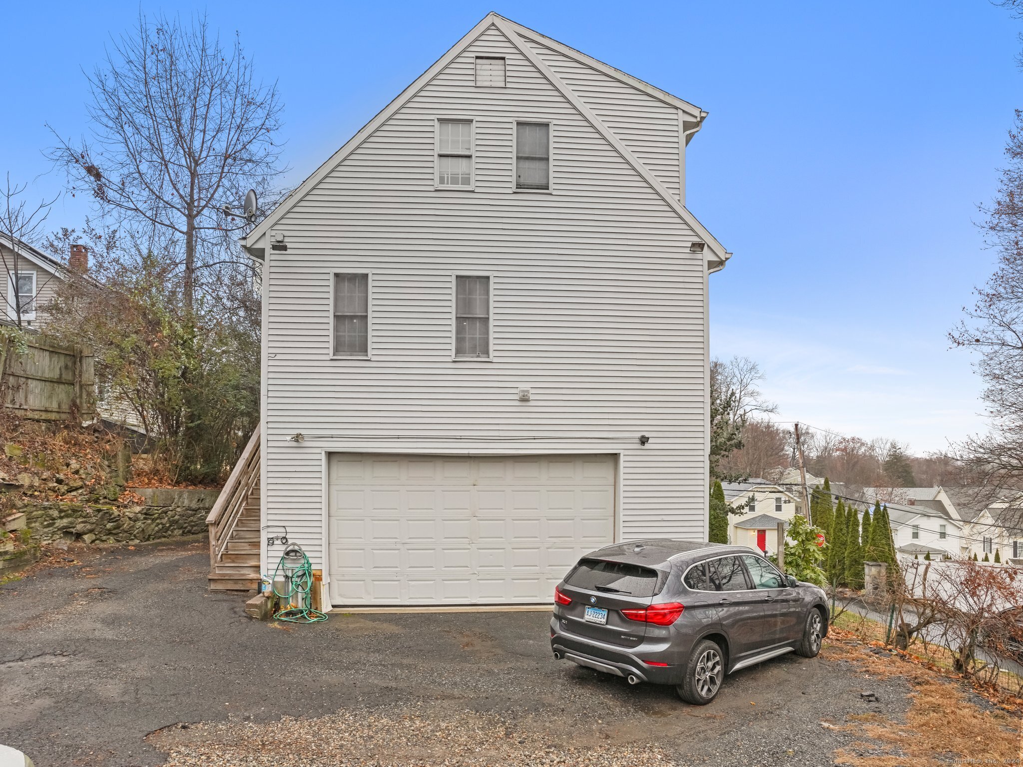 16 Hill Street  Norwalk