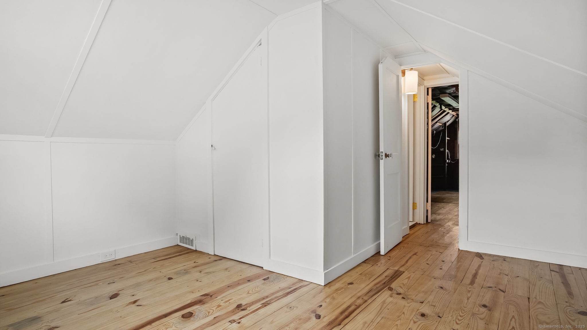 11 Devon Avenue