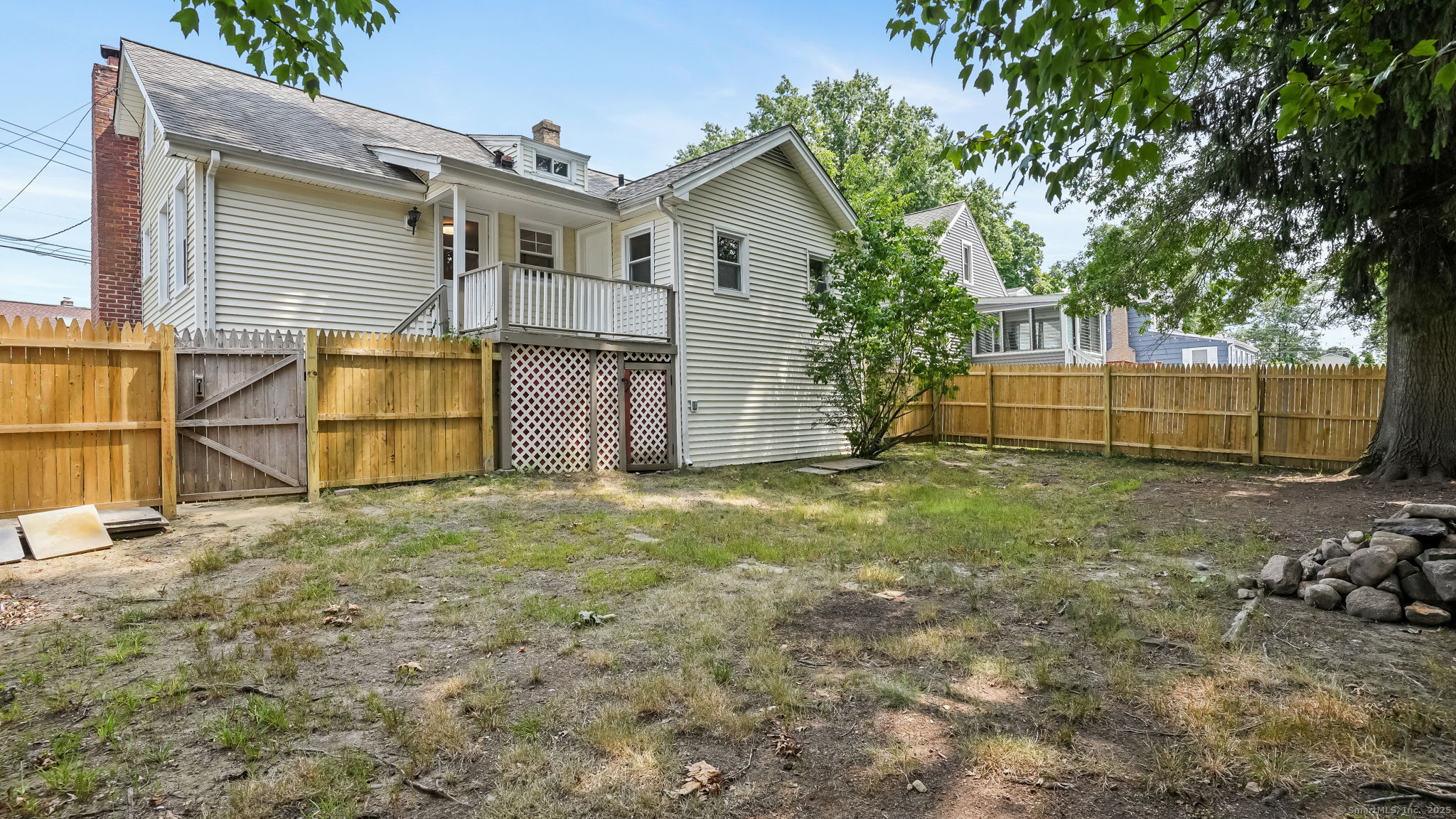 11 Devon Avenue