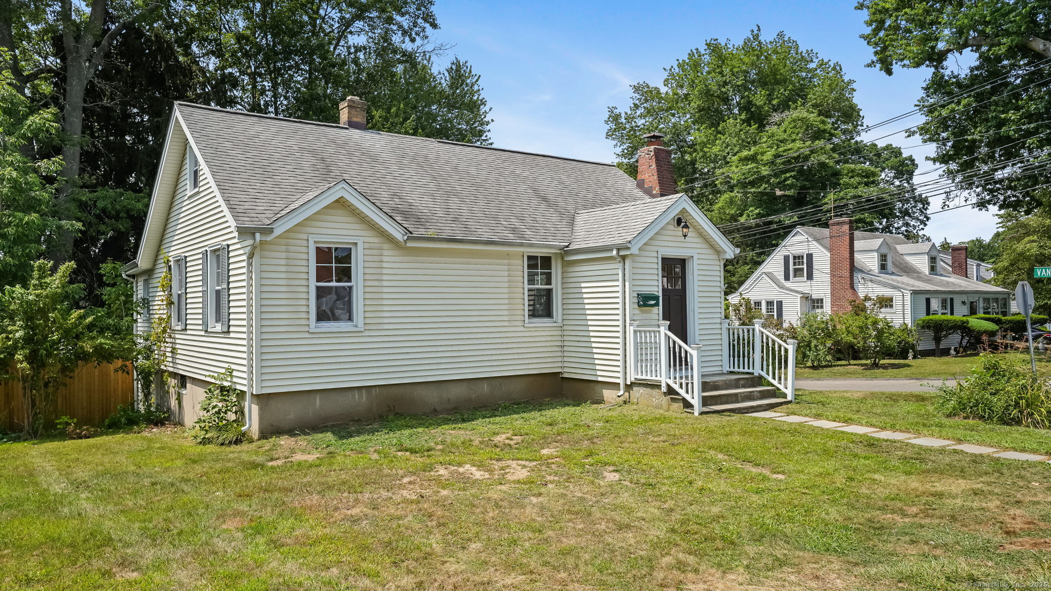 11 Devon Avenue