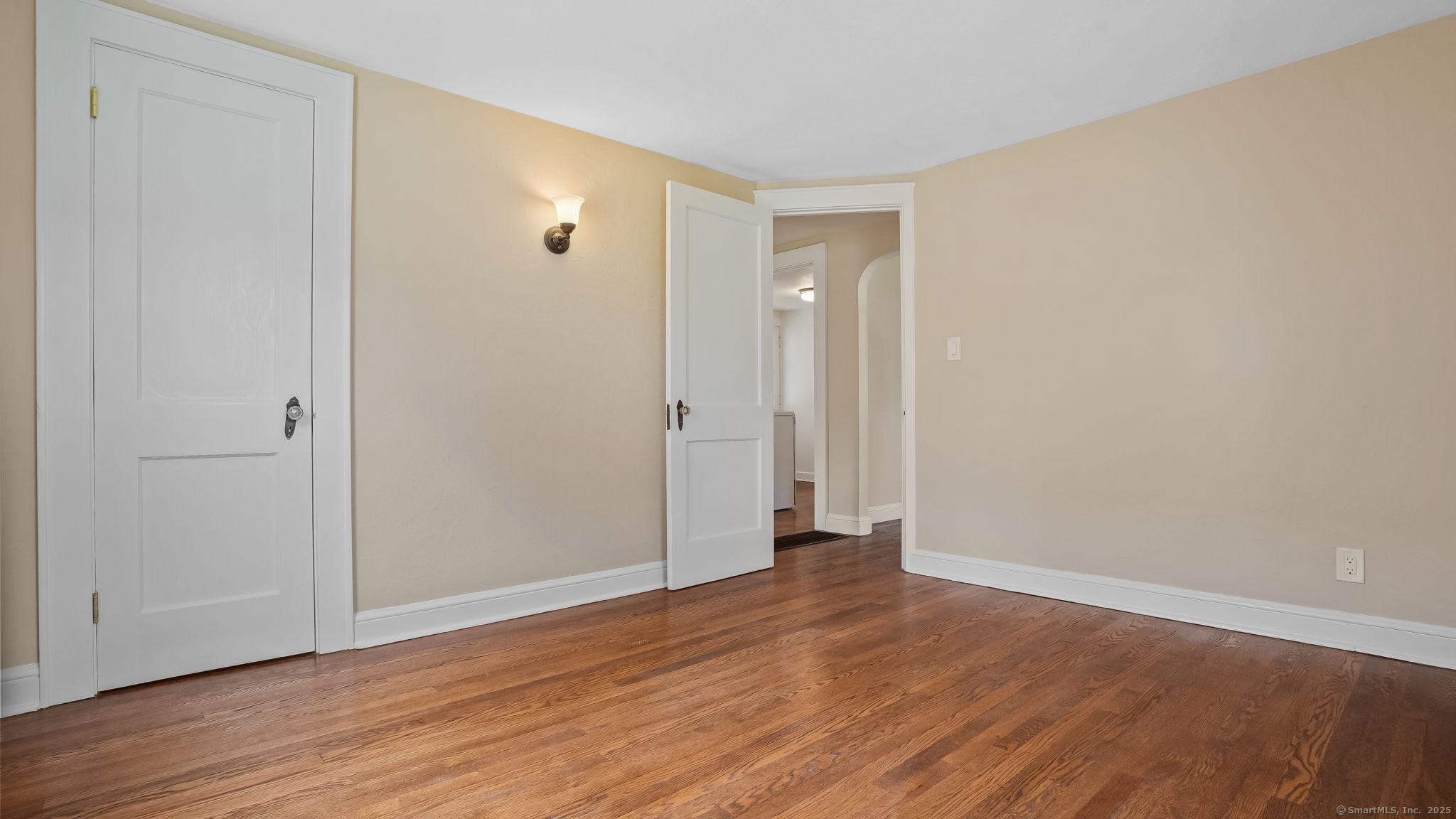 11 Devon Avenue