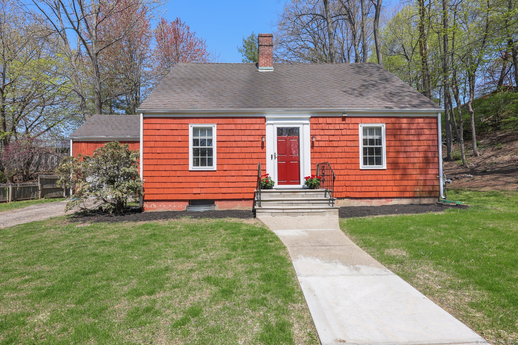 41 Parkhill Avenue