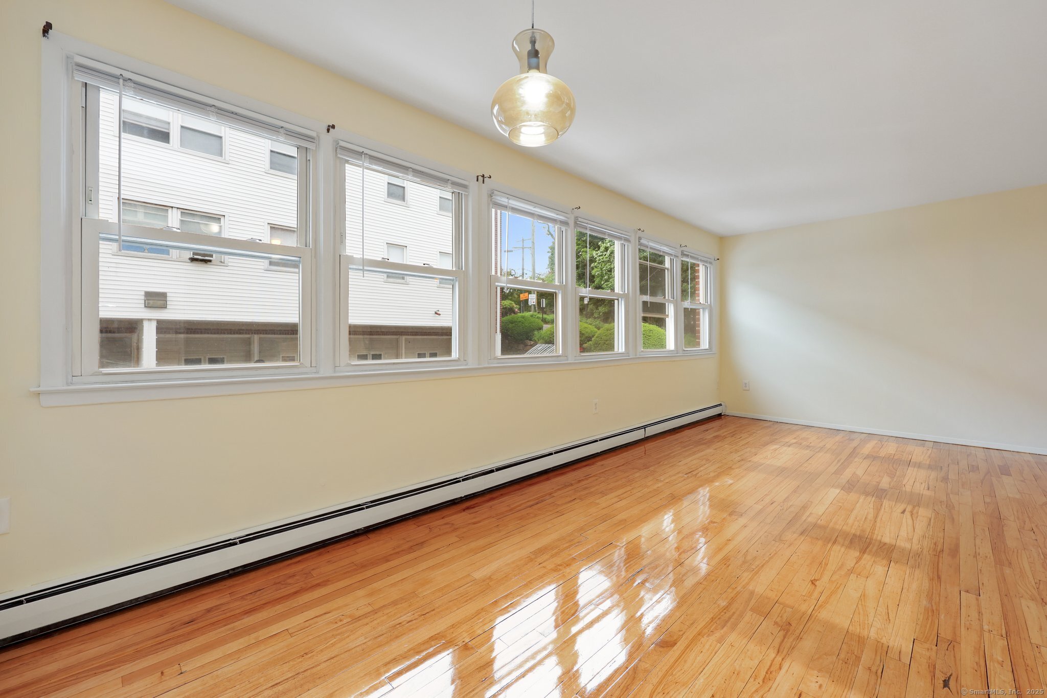 324 Strawberry Hill Avenue APT B101