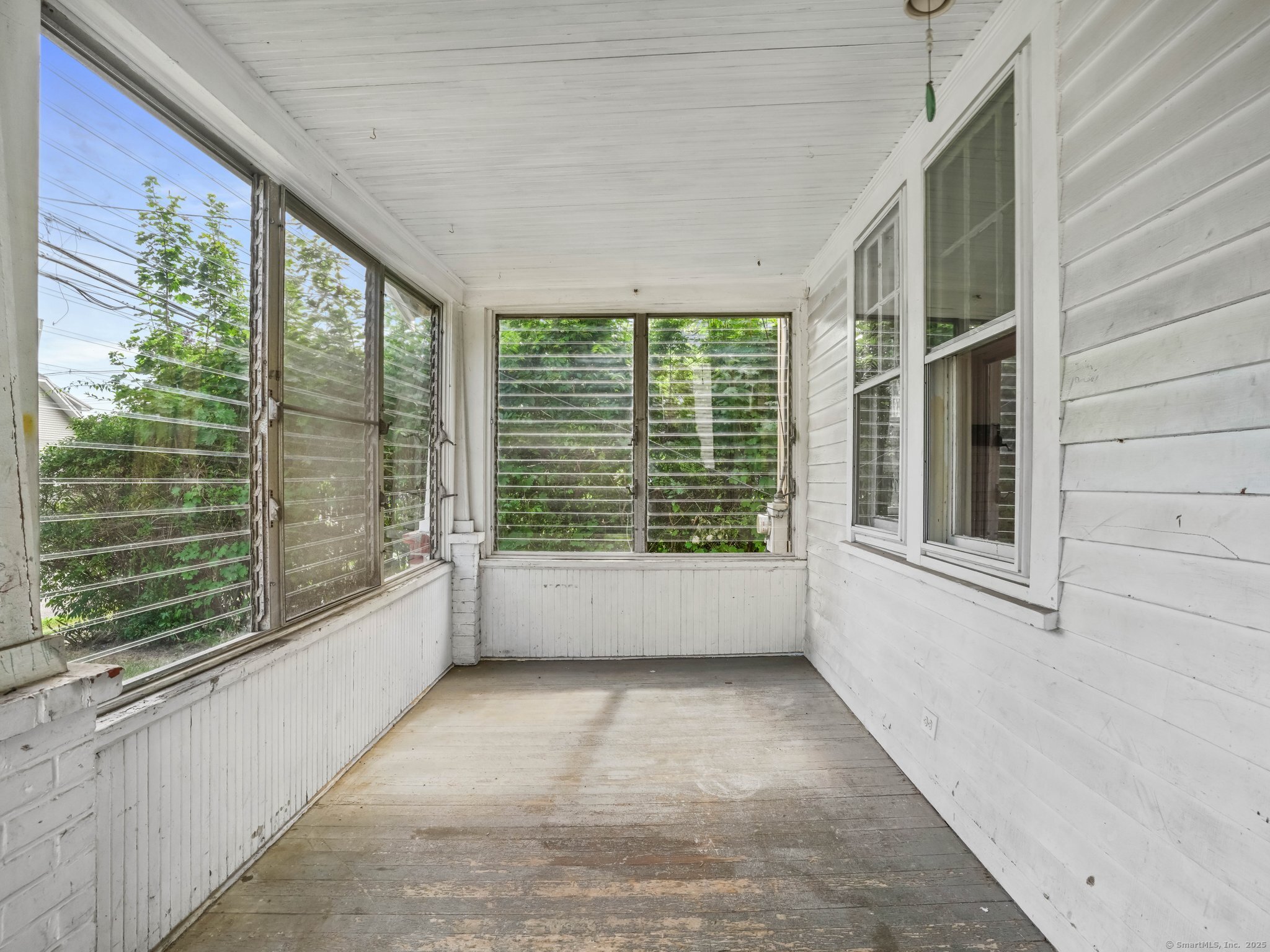 1 Raymond Terrace
