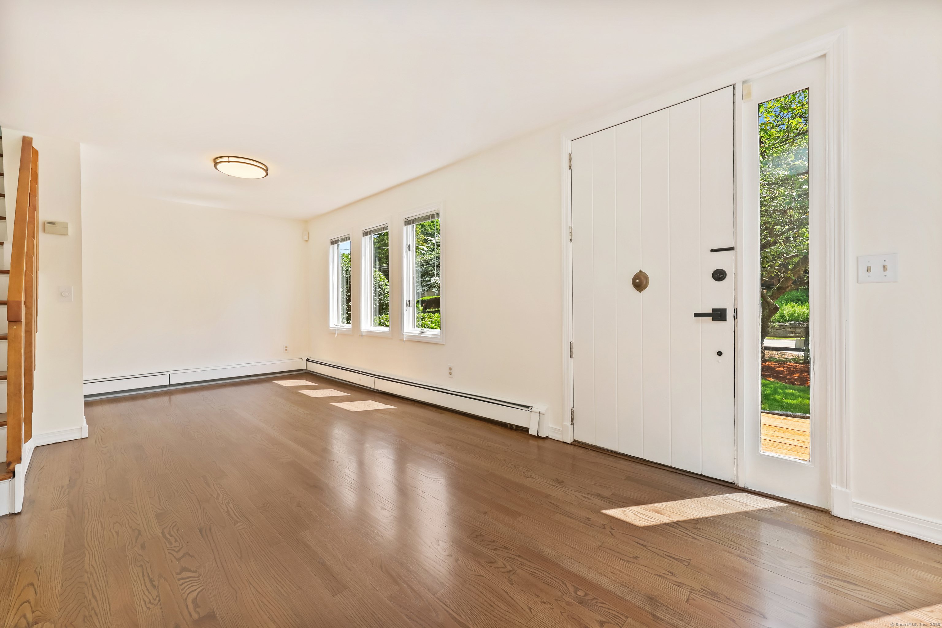 15 Grumman Avenue