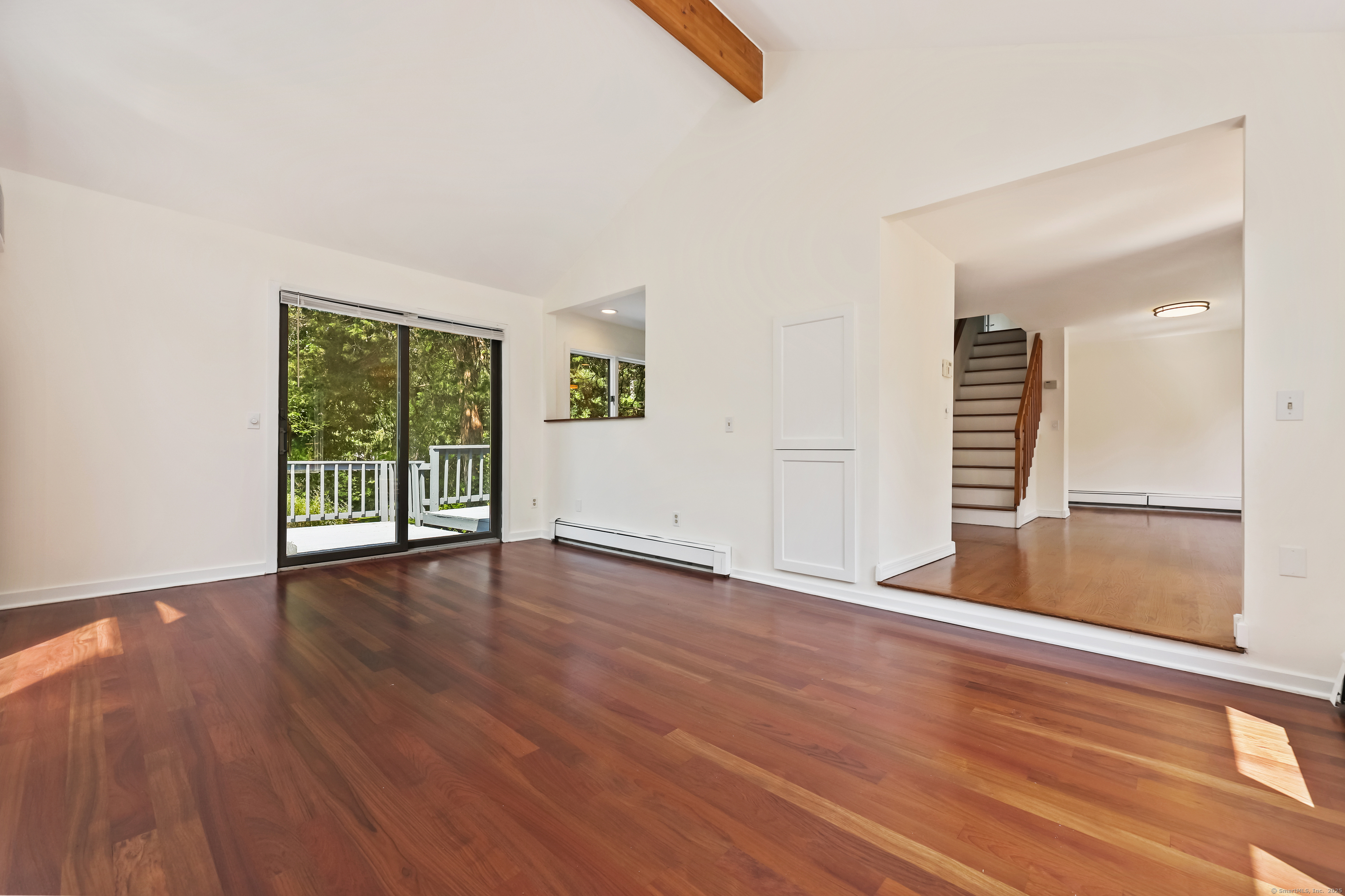 15 Grumman Avenue