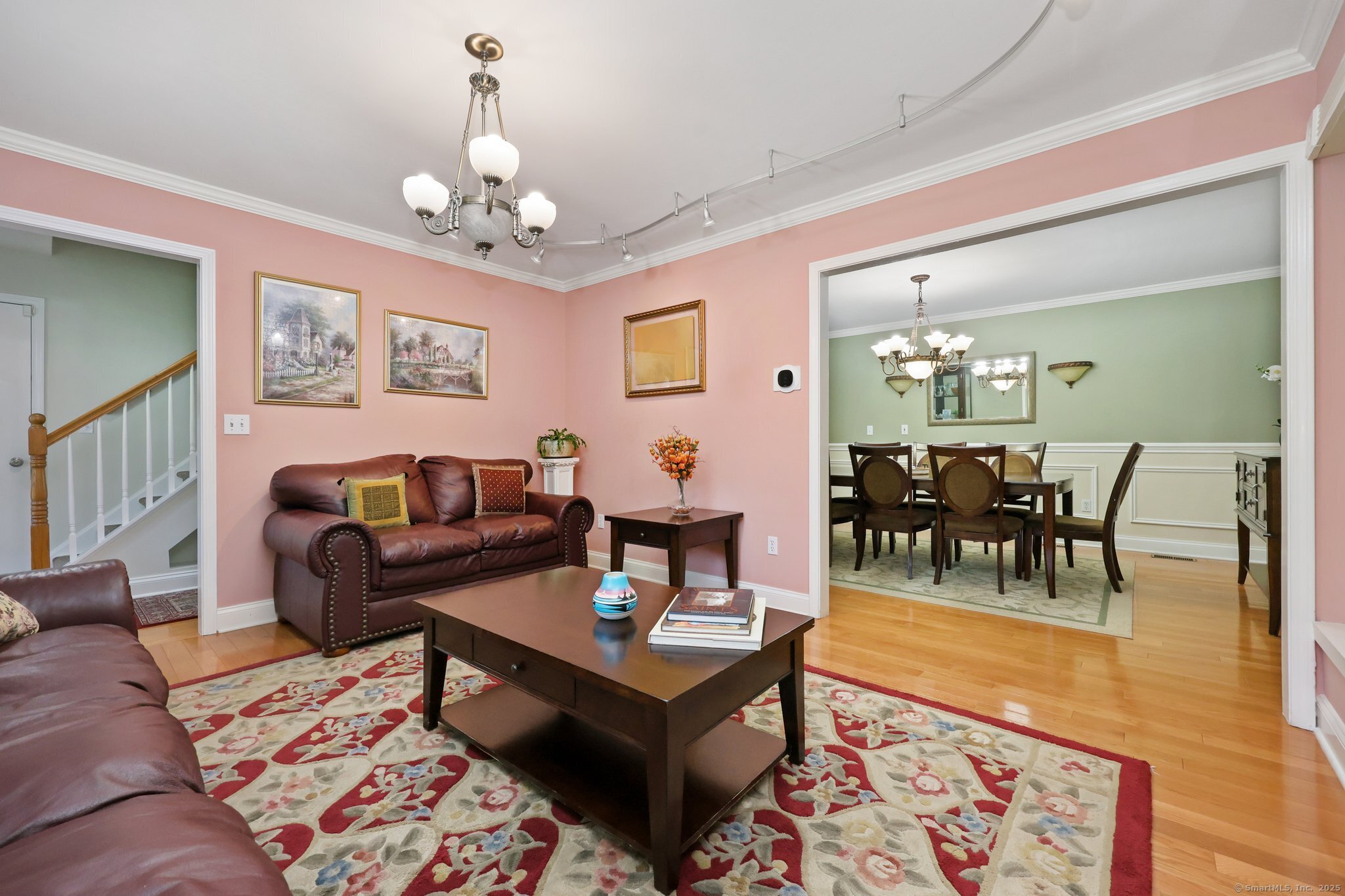 15 Oakledge Circle