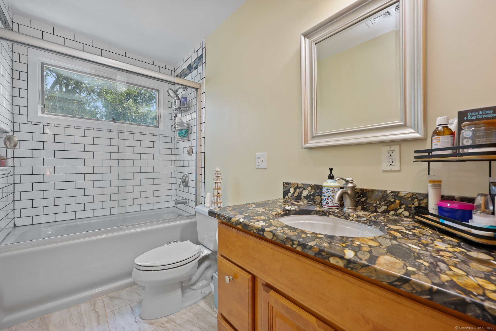 15 Oakledge Circle