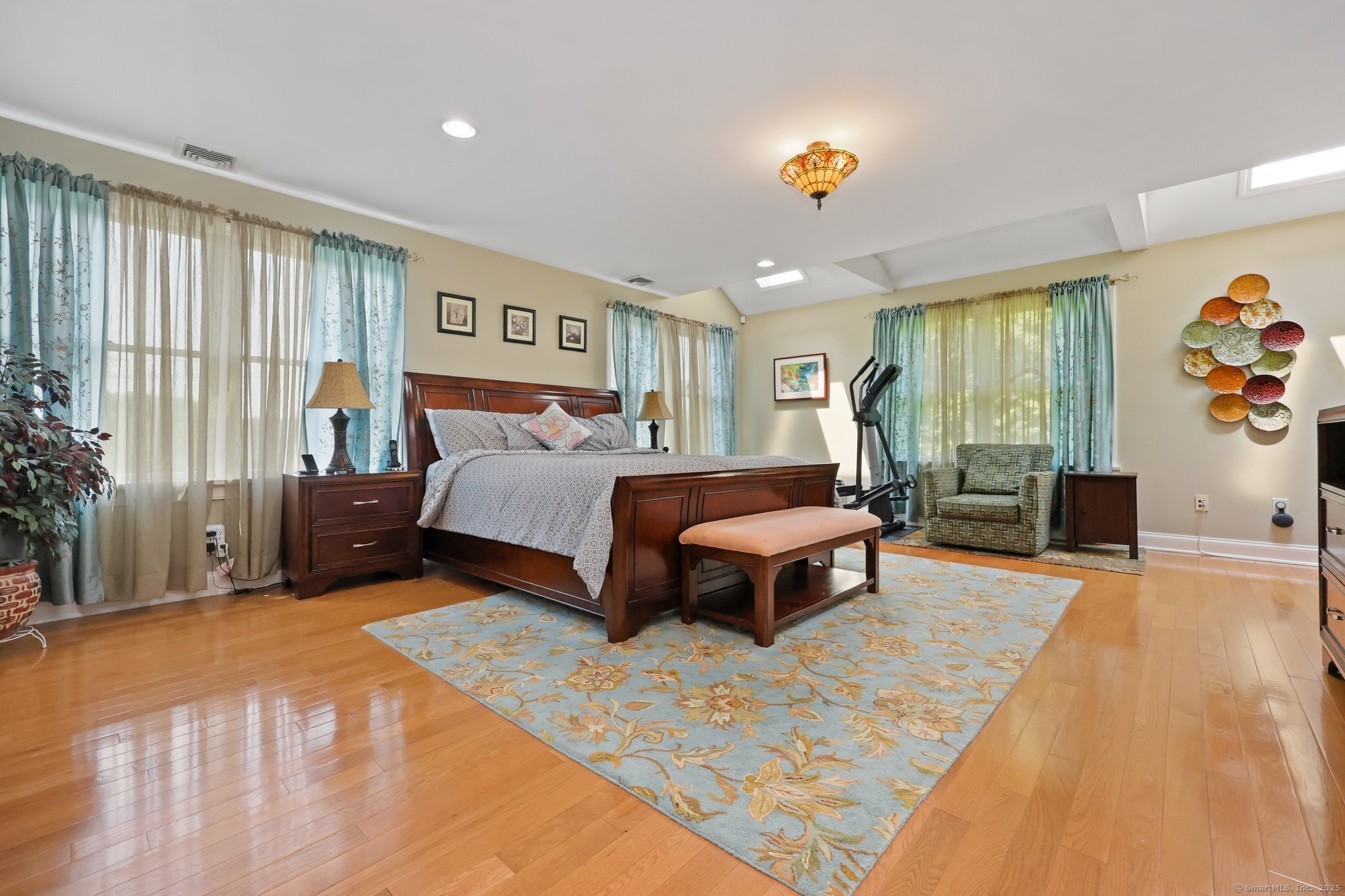 15 Oakledge Circle