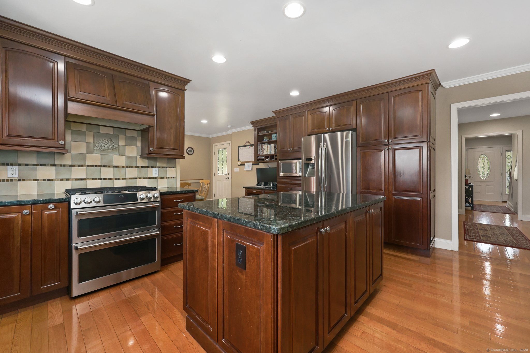 15 Oakledge Circle