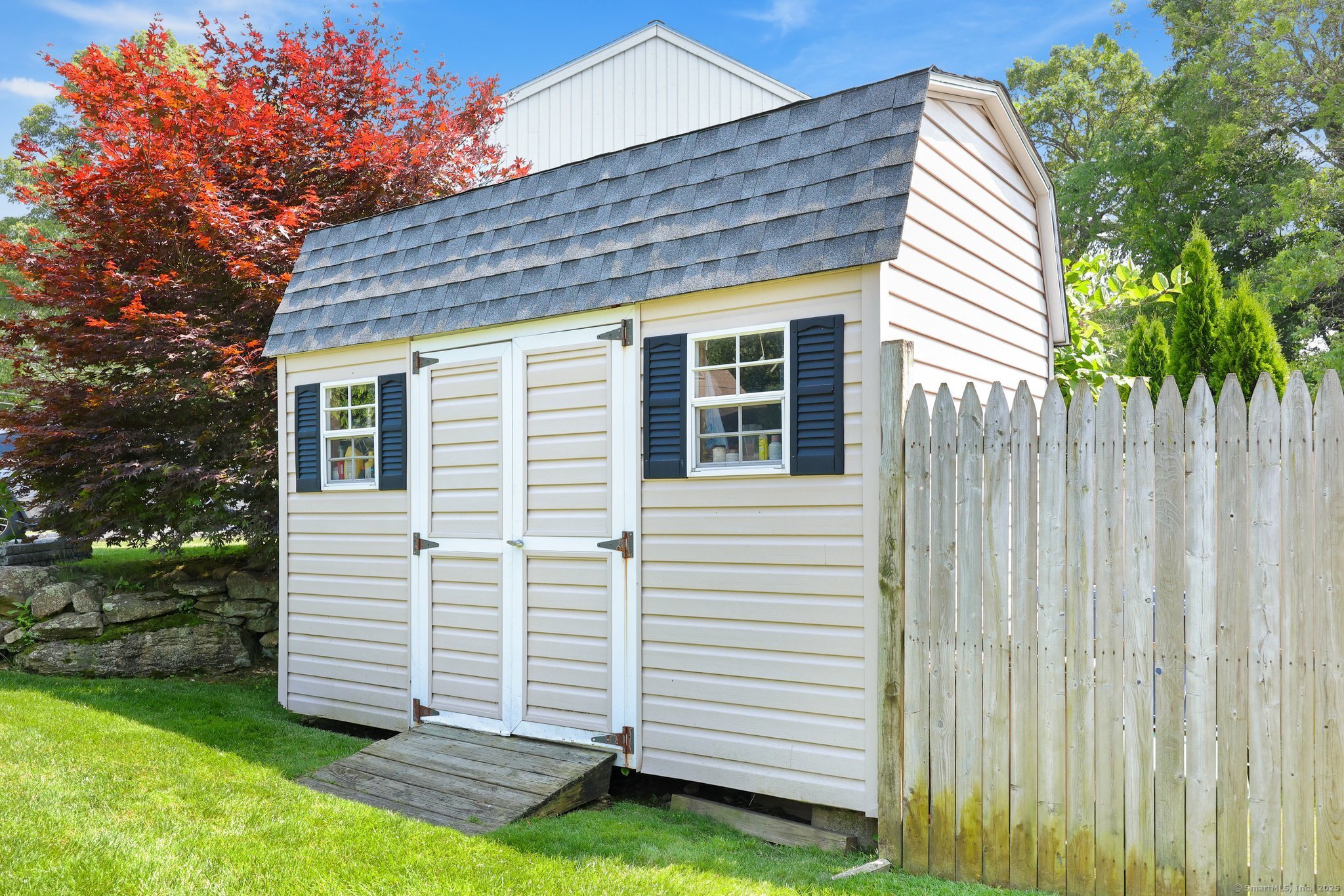 15 Oakledge Circle