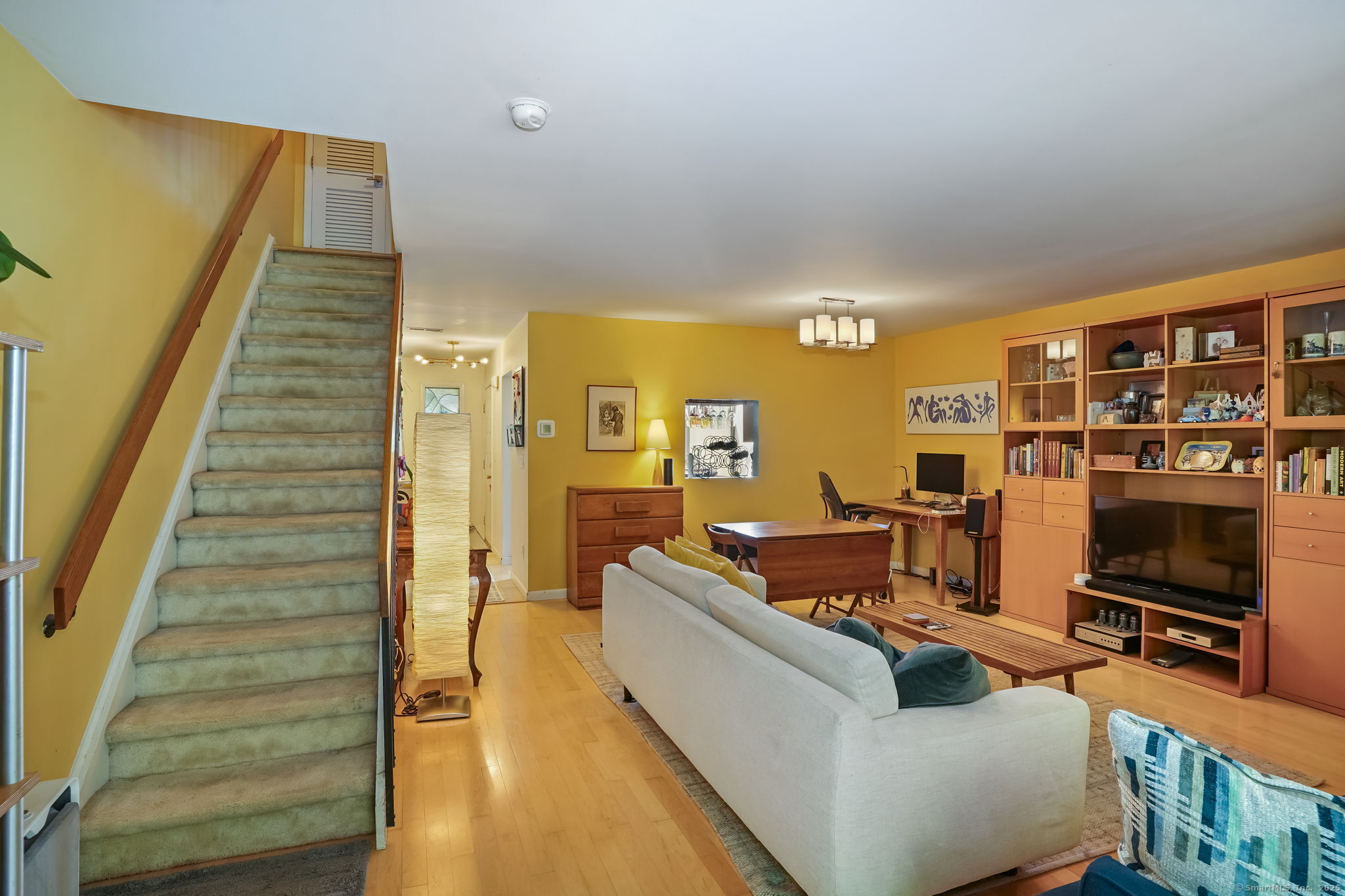 123 Old Belden Hill Road APT 24