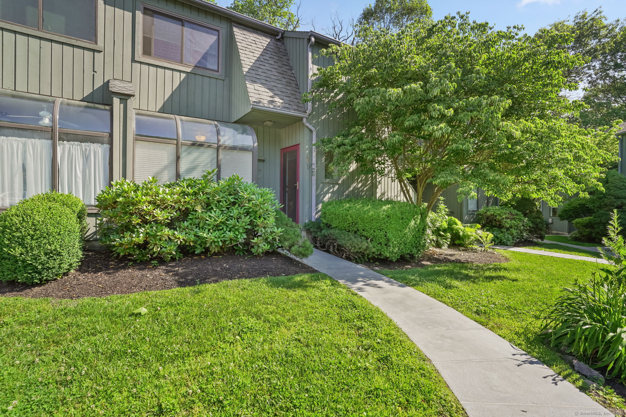 123 Old Belden Hill Road APT 24