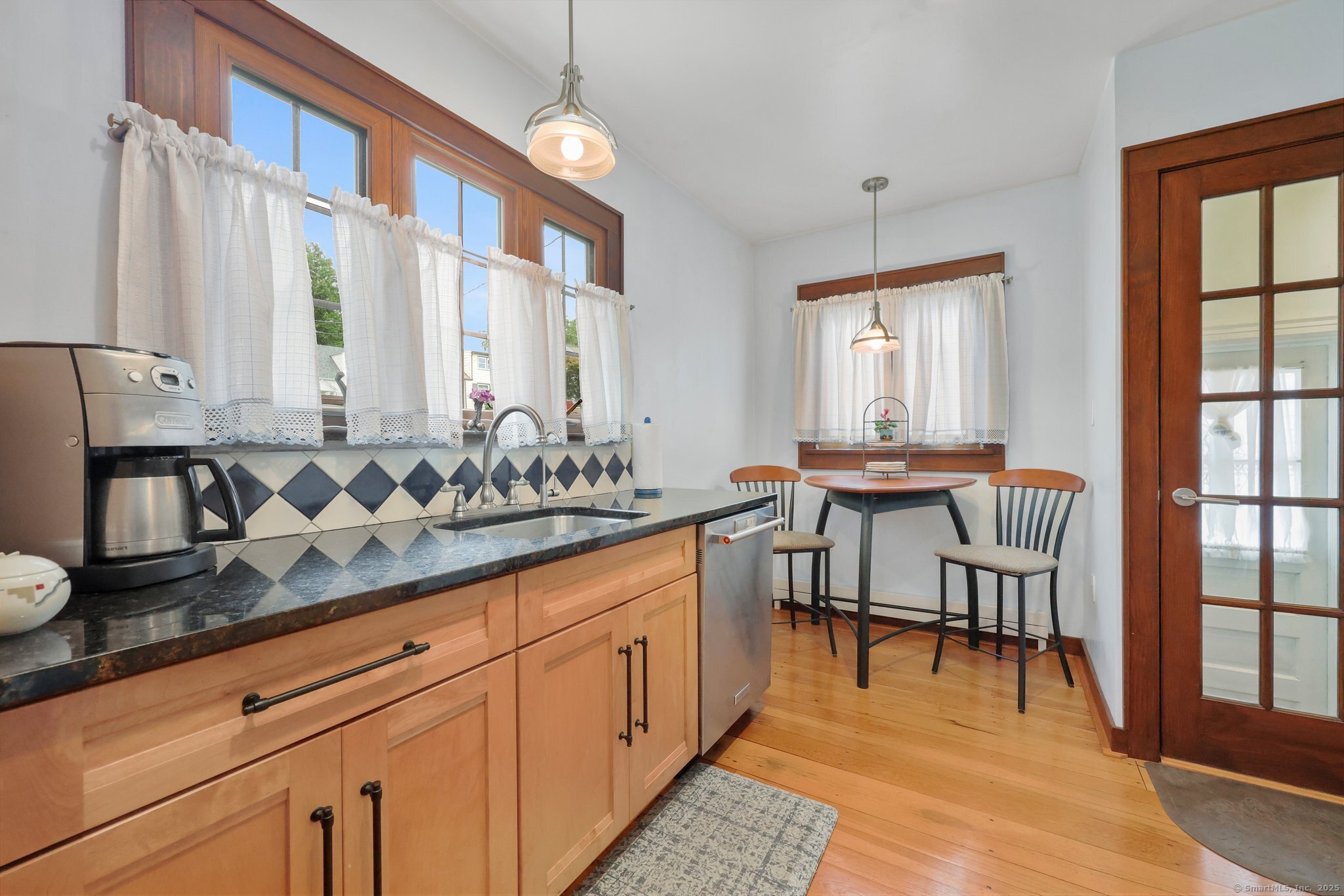 20 Cedar Crest Place