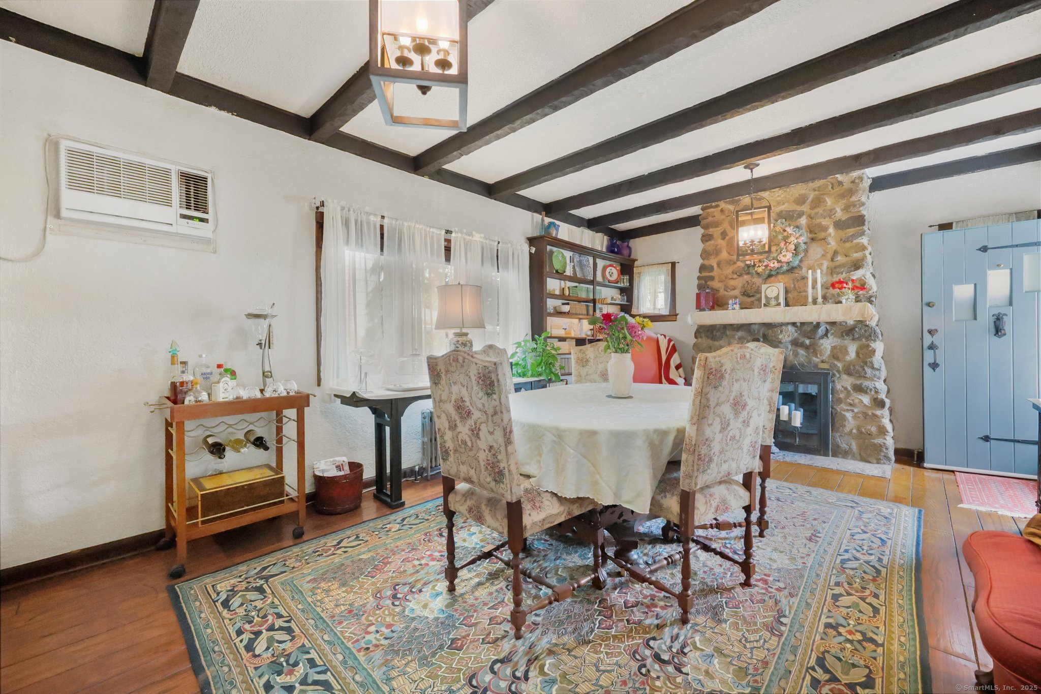 20 Cedar Crest Place