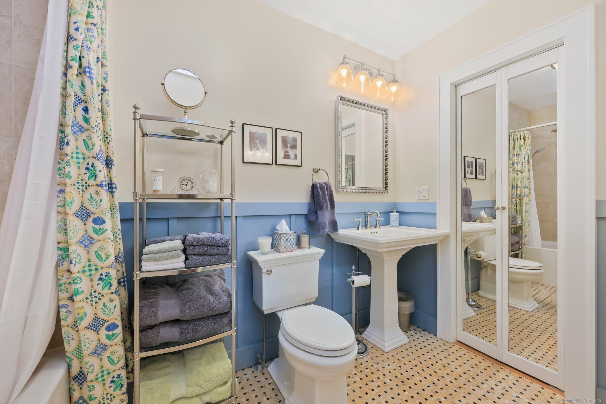 20 Cedar Crest Place