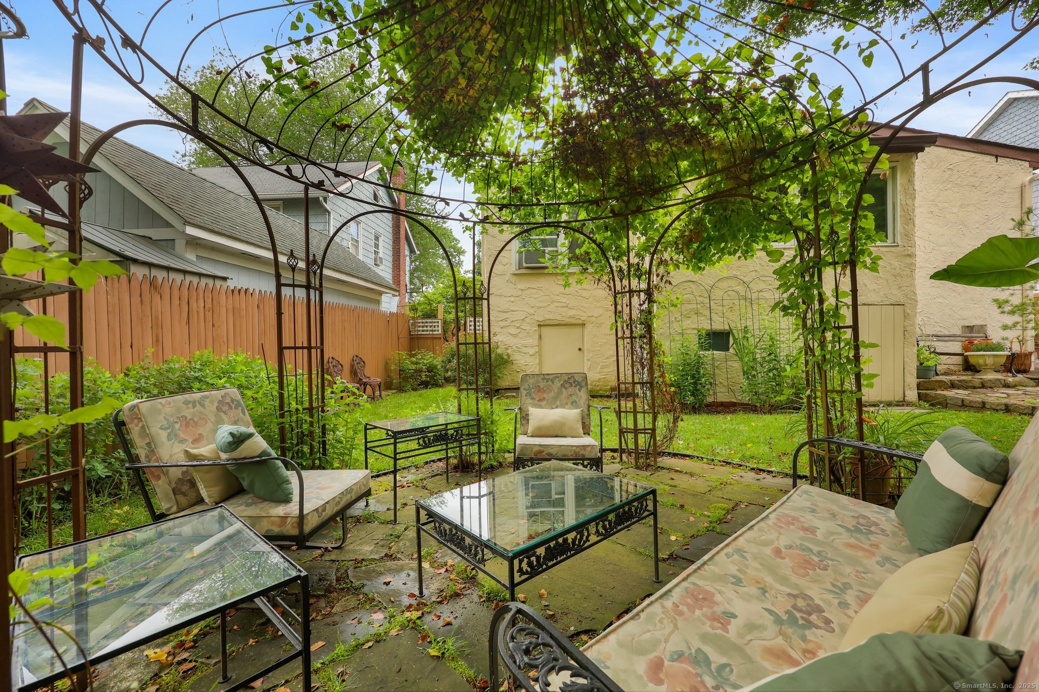 20 Cedar Crest Place
