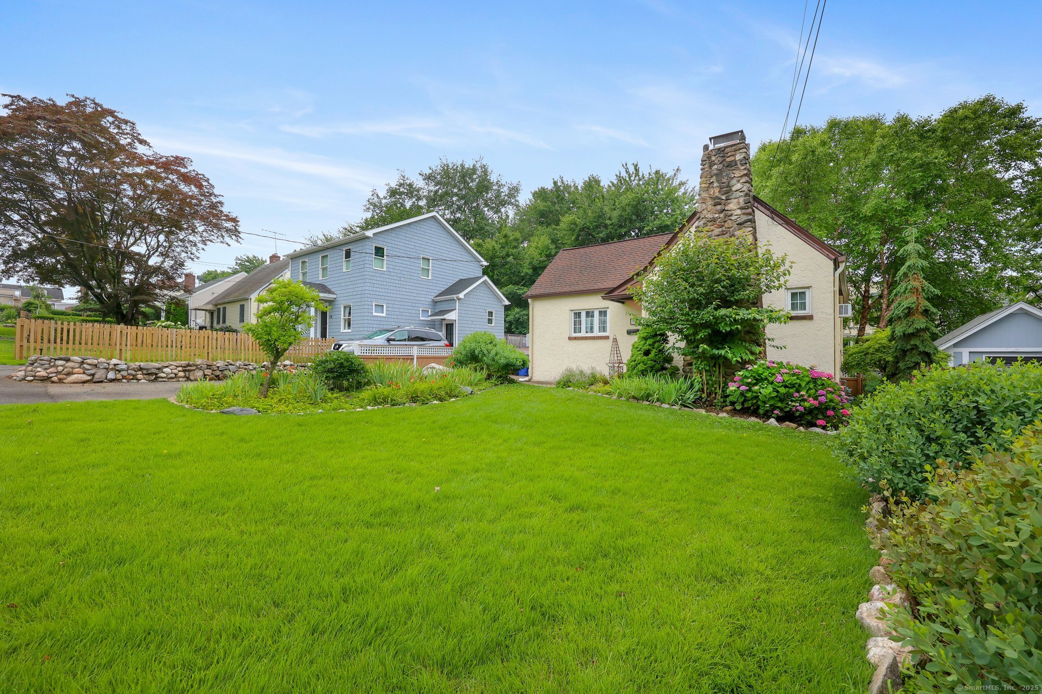 20 Cedar Crest Place