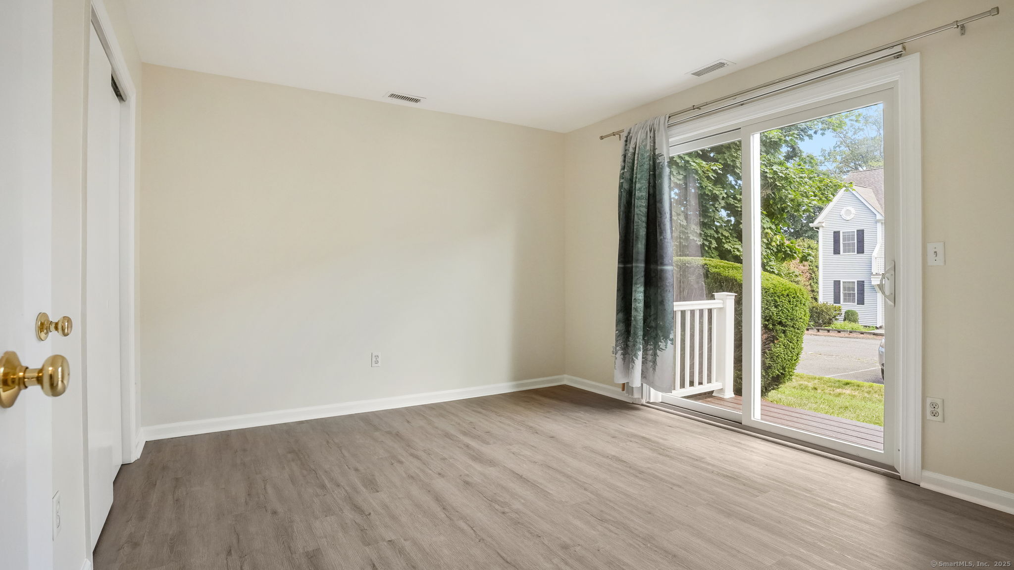 50 Stuart Avenue B1