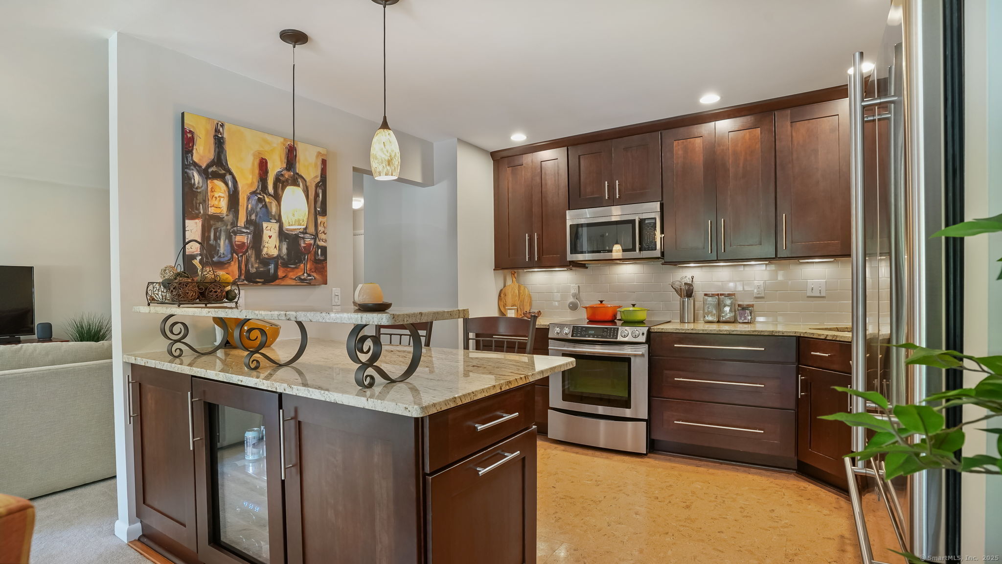 97 Richards Avenue APT B10