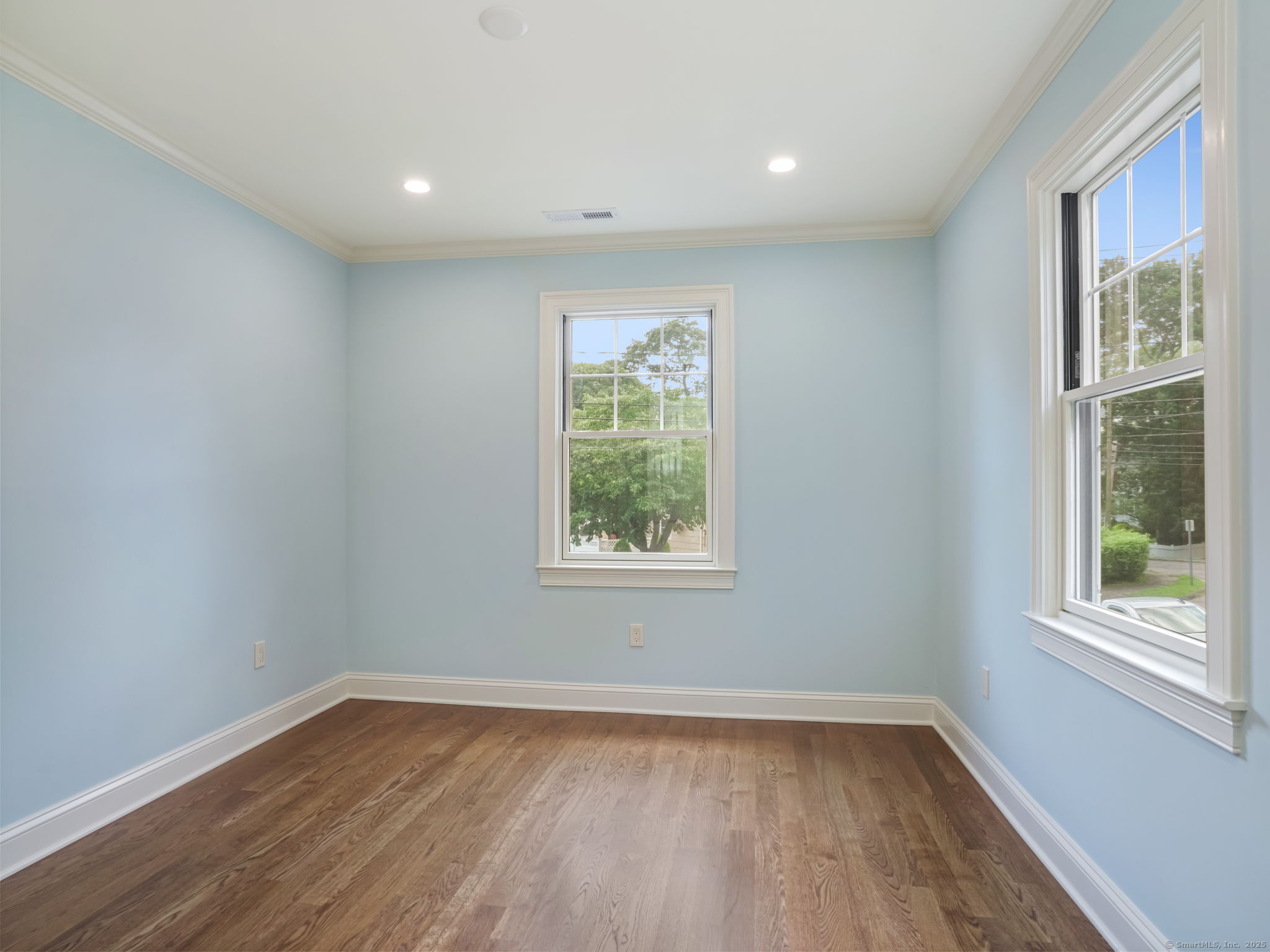 6 Erin Court