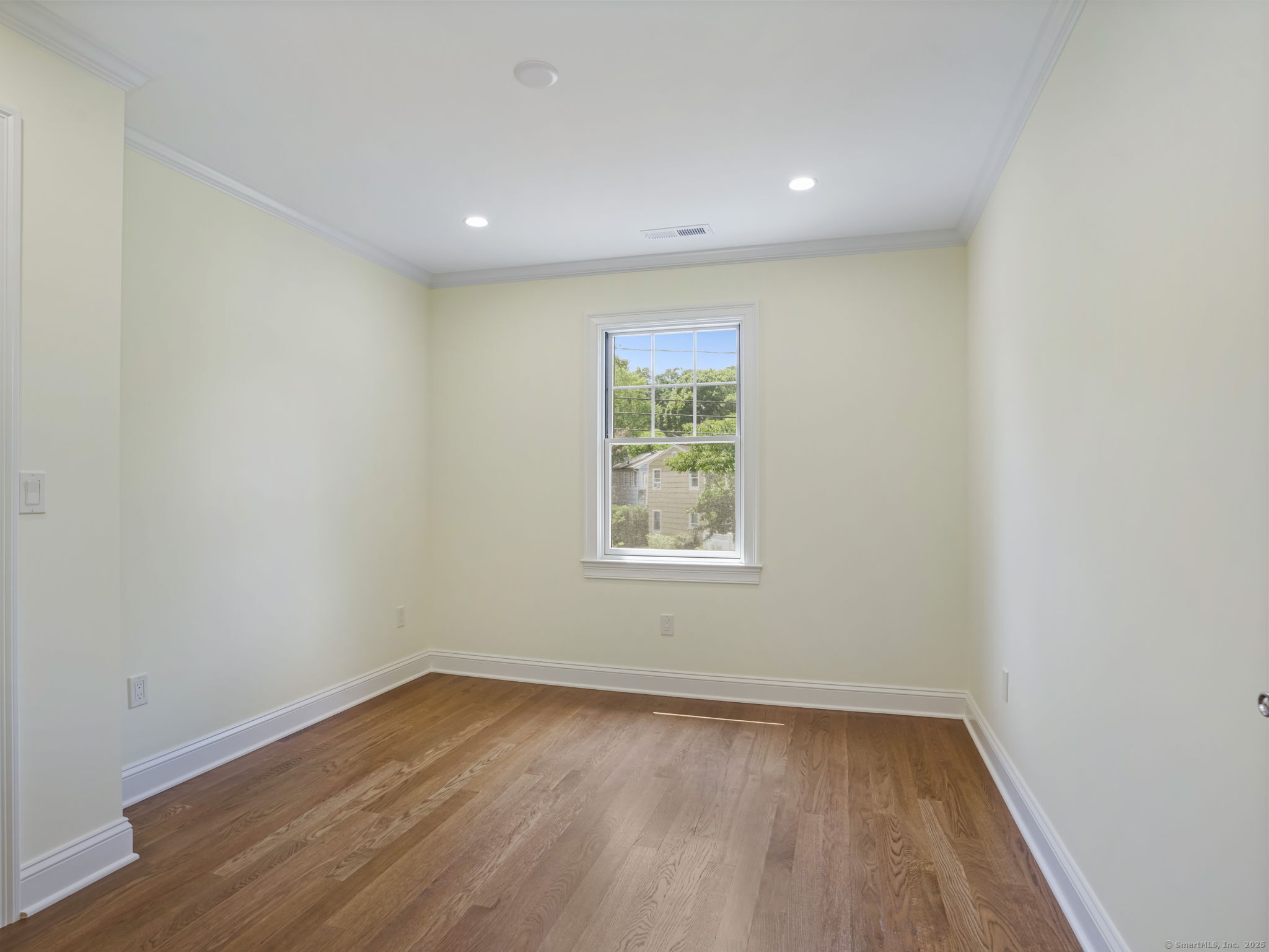 6 Erin Court