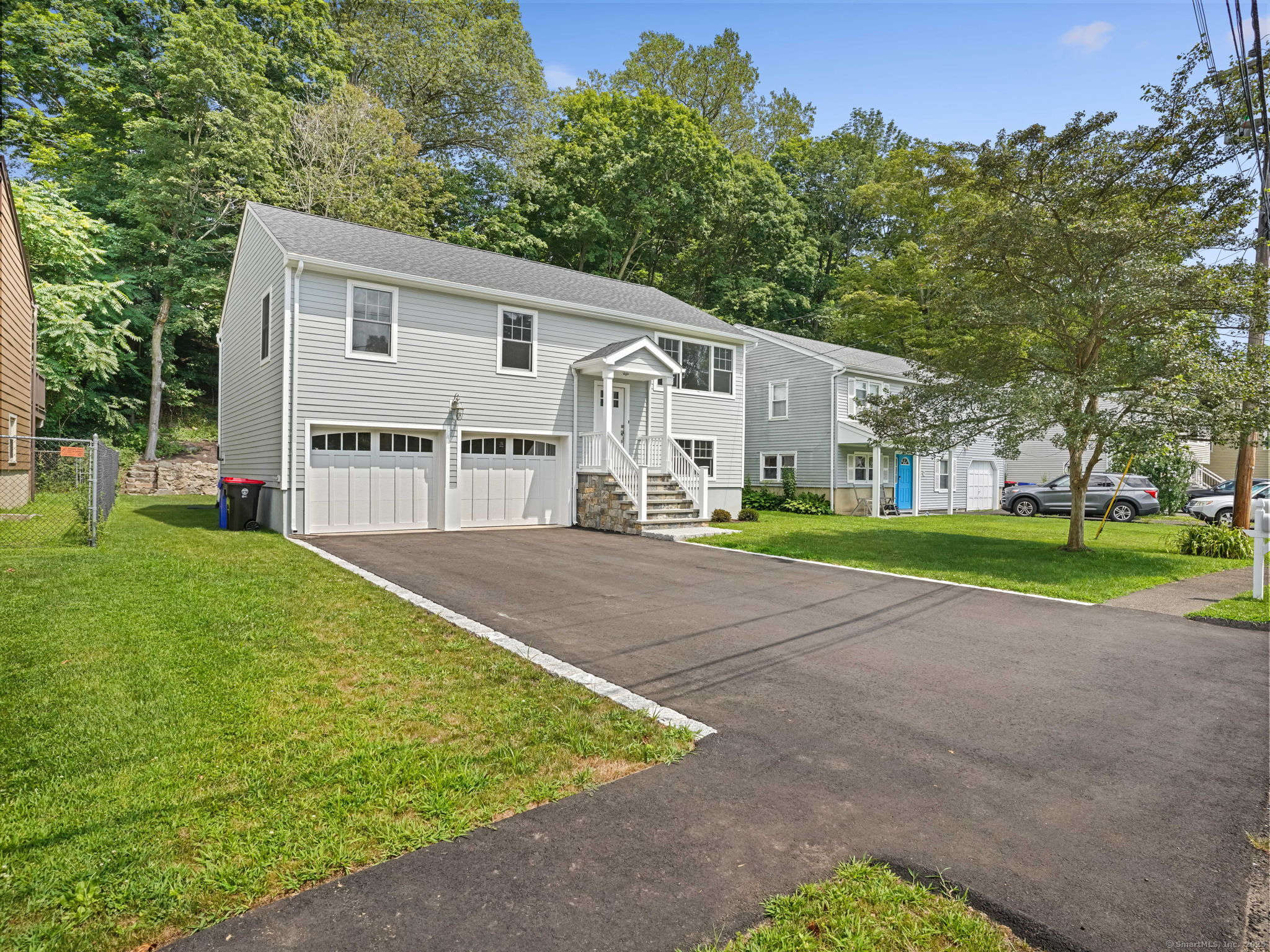 6 Erin Court