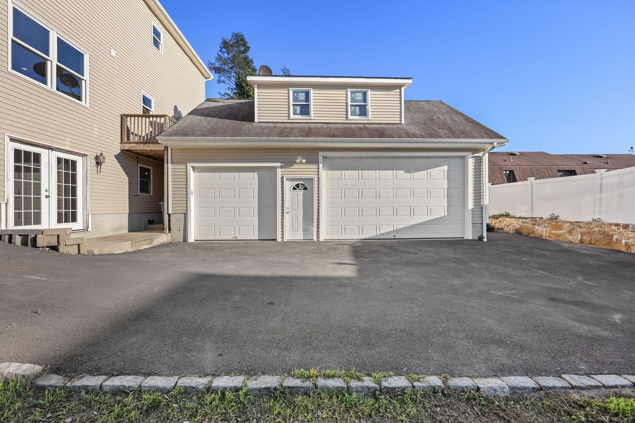 5 Mathias Court