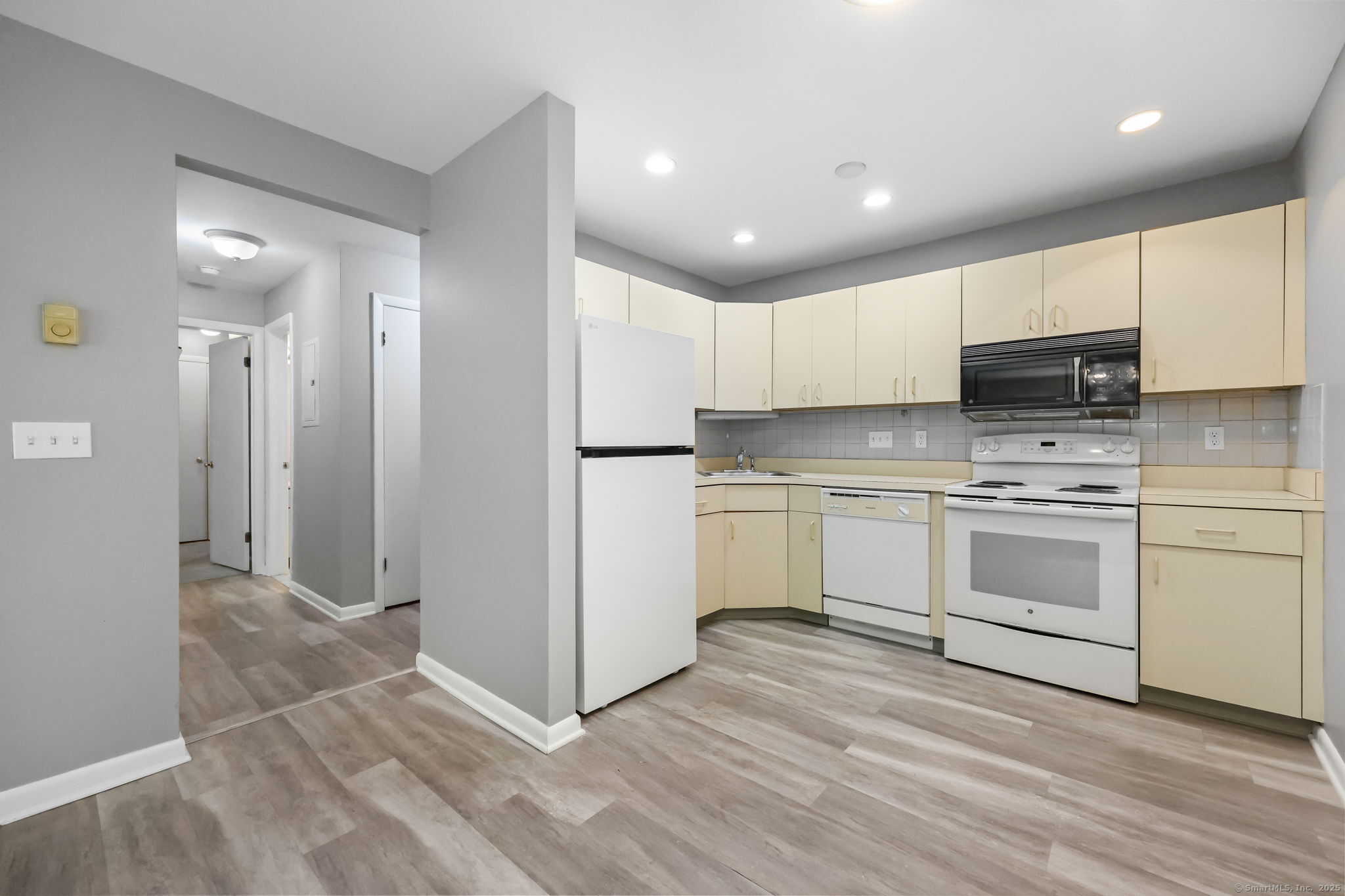 47 Cedar Street APT 1
