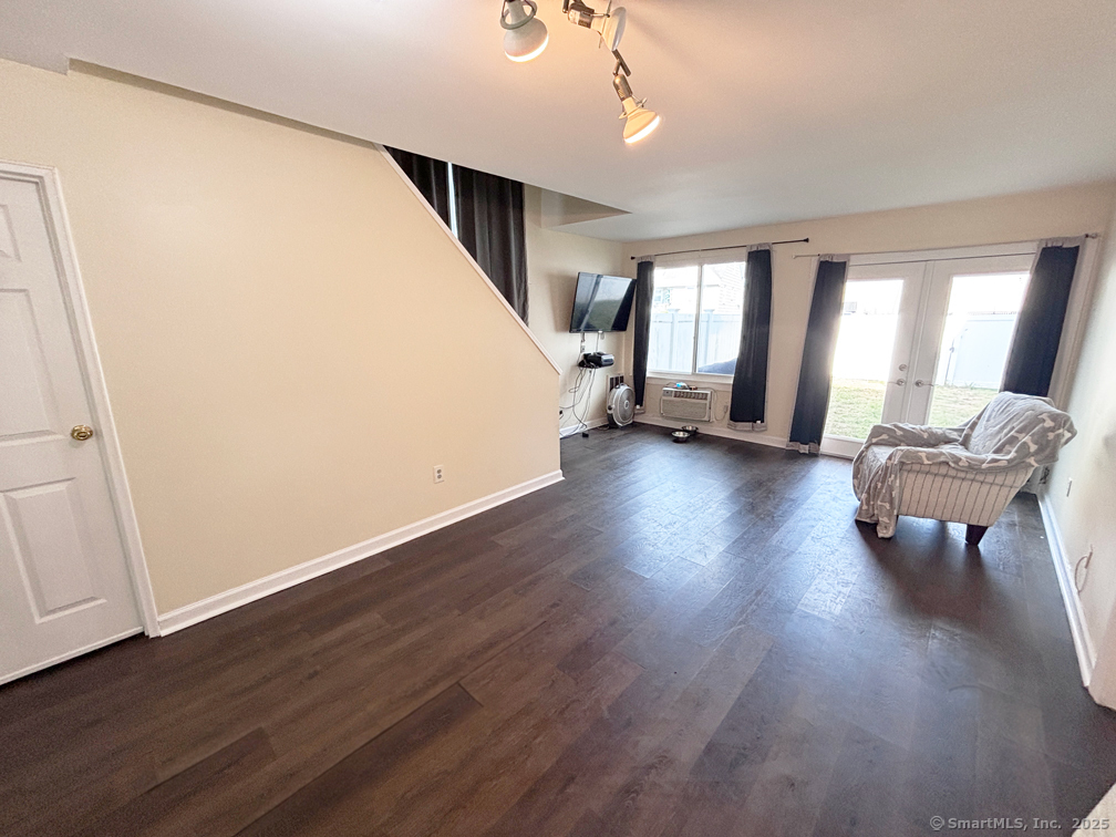 84 Taylor Avenue APT 1