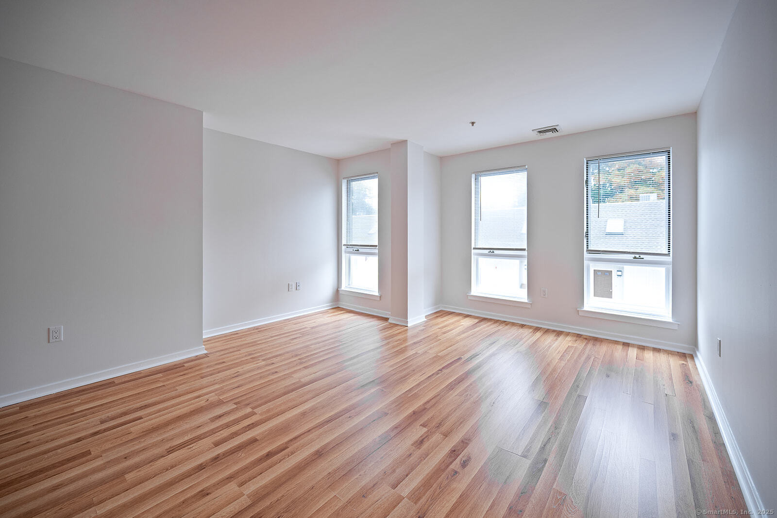 664 Main Avenue APT 302