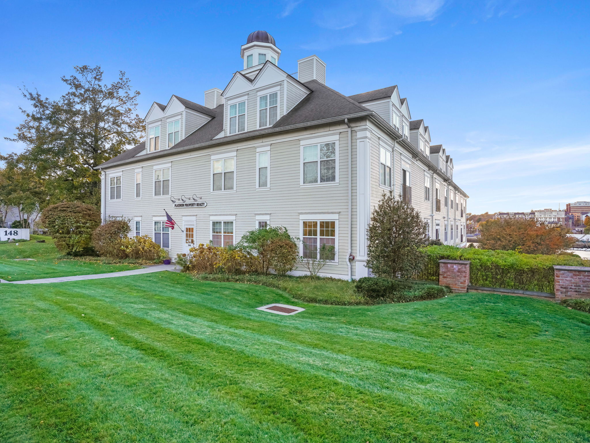 144 East Avenue APT B404