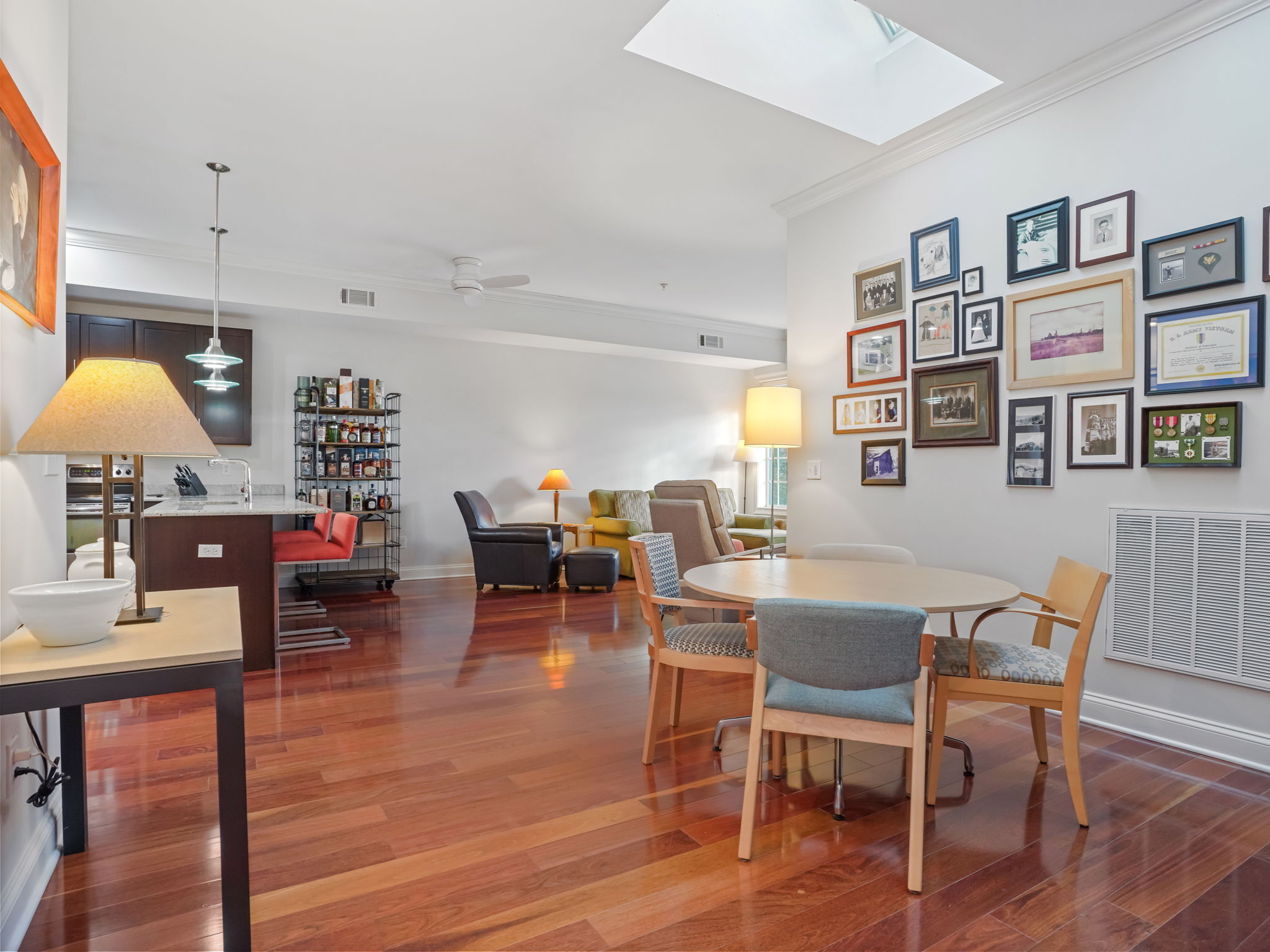 144 East Avenue APT B404