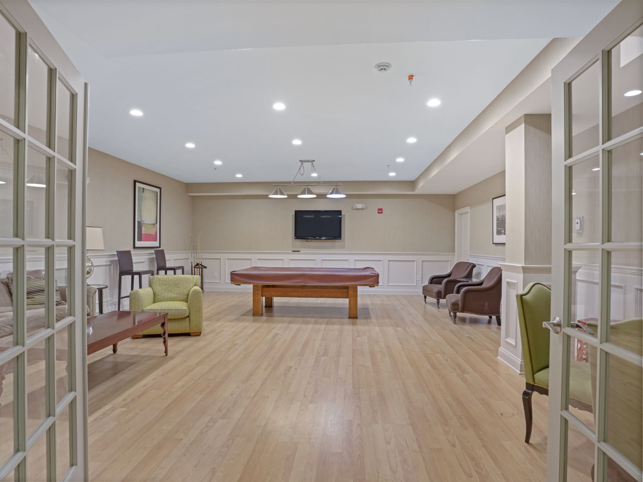 144 East Avenue APT B404