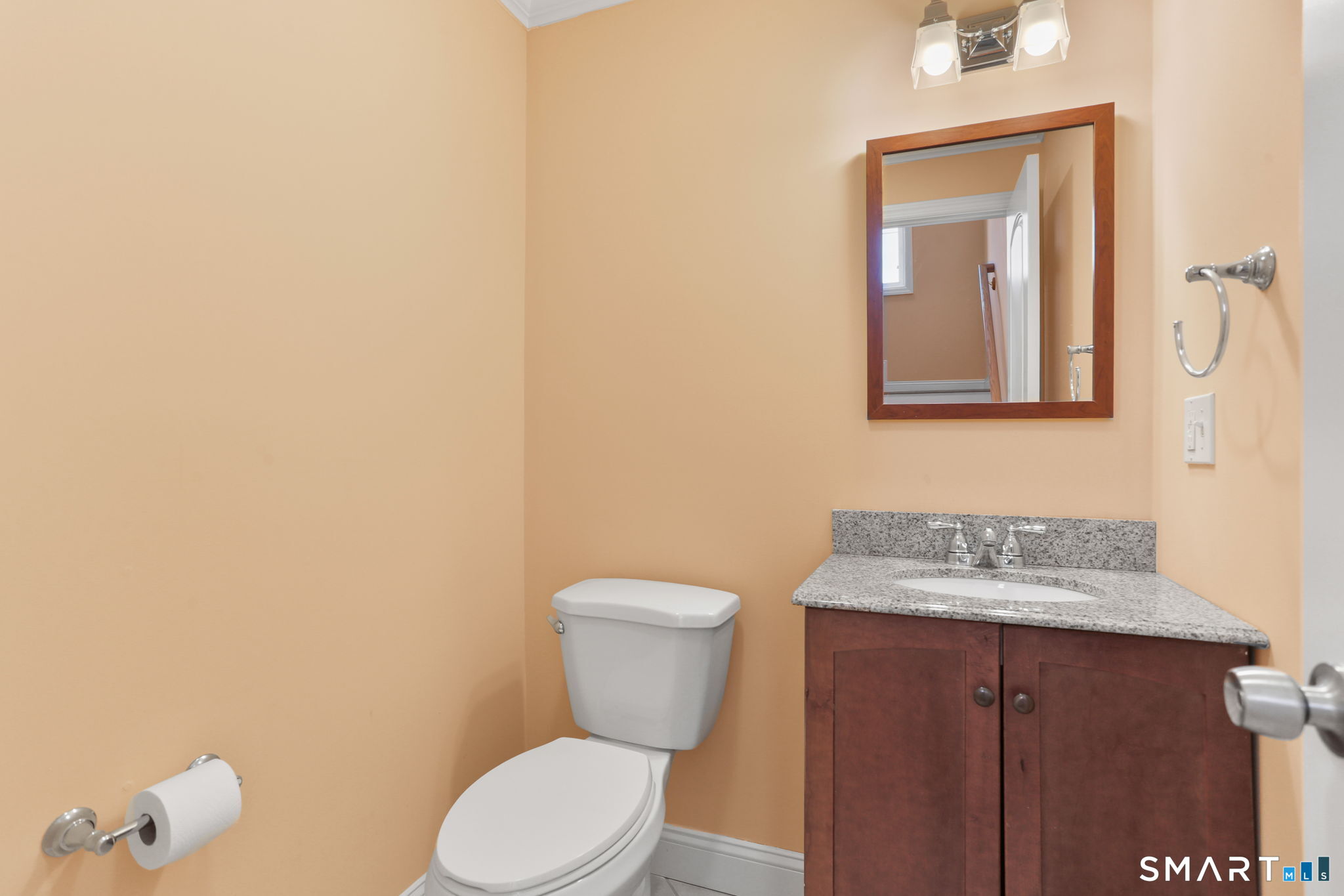 33 Glenwood Avenue APT 1