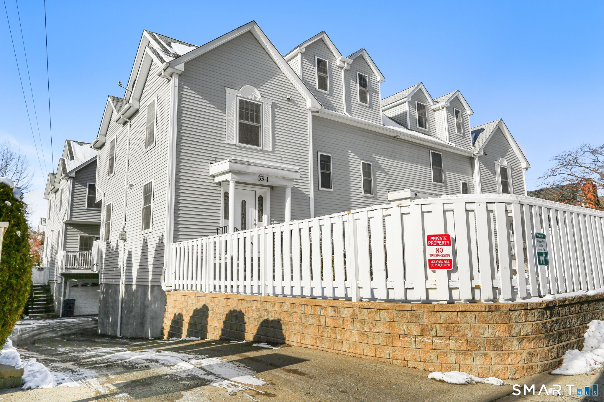 33 Glenwood Avenue APT 1