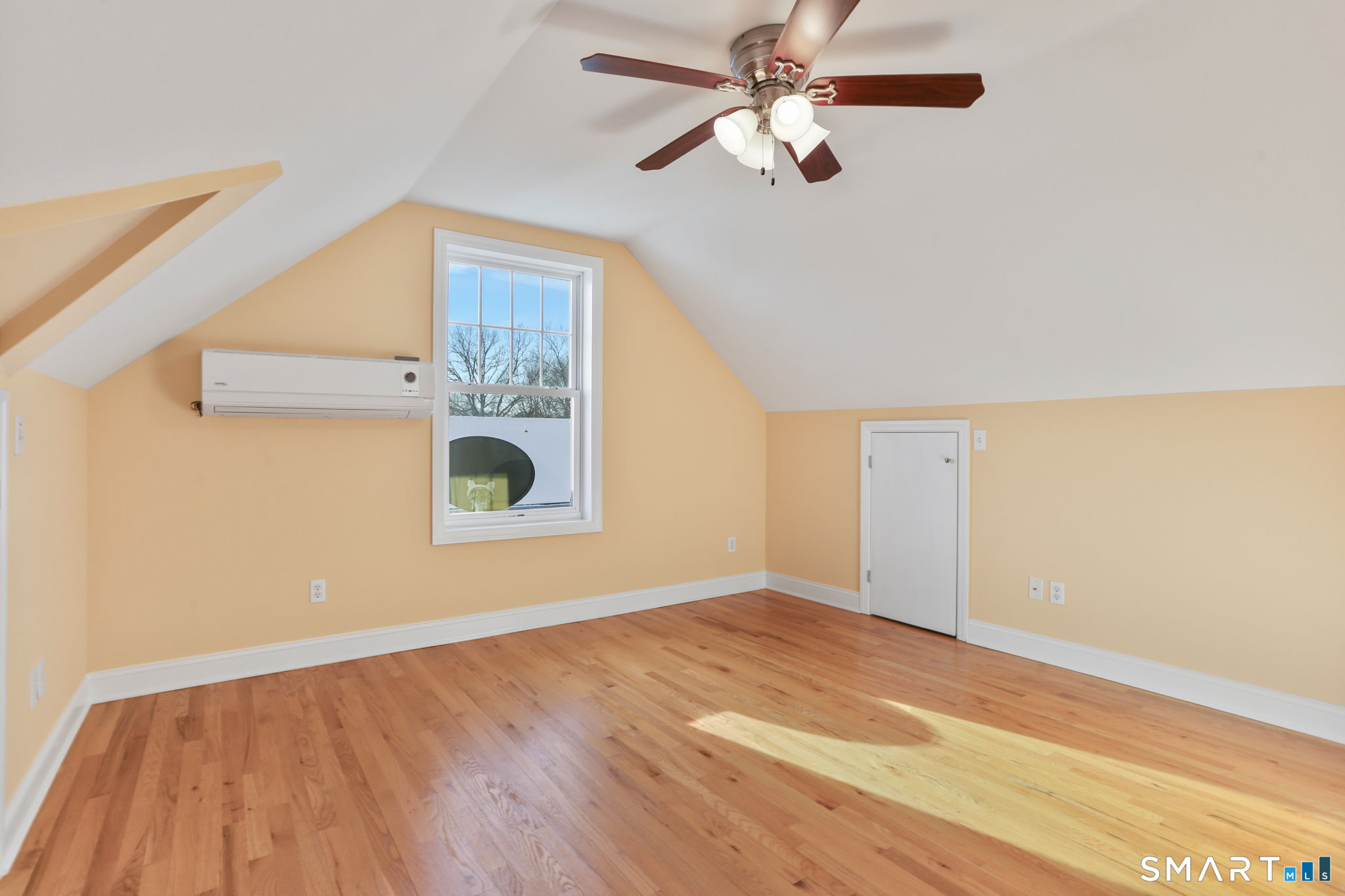 33 Glenwood Avenue APT 1