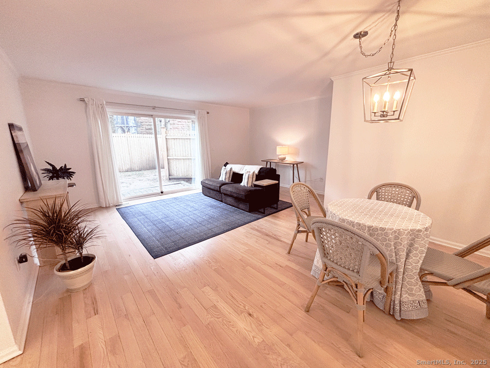 2 West Avenue APT 5