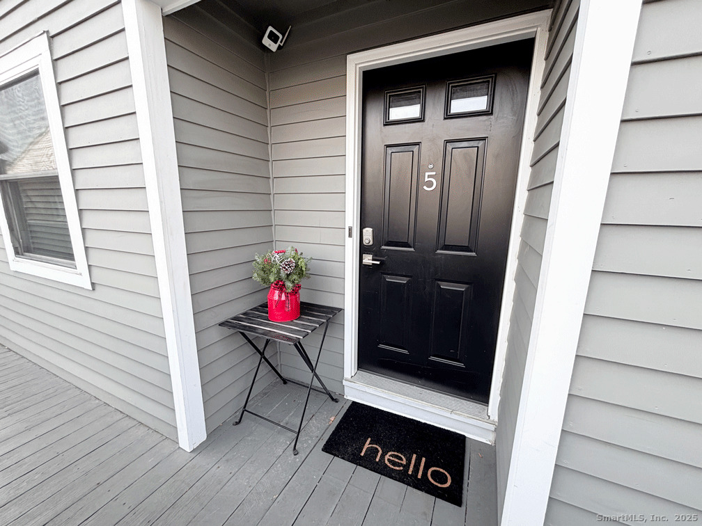 2 West Avenue APT 5